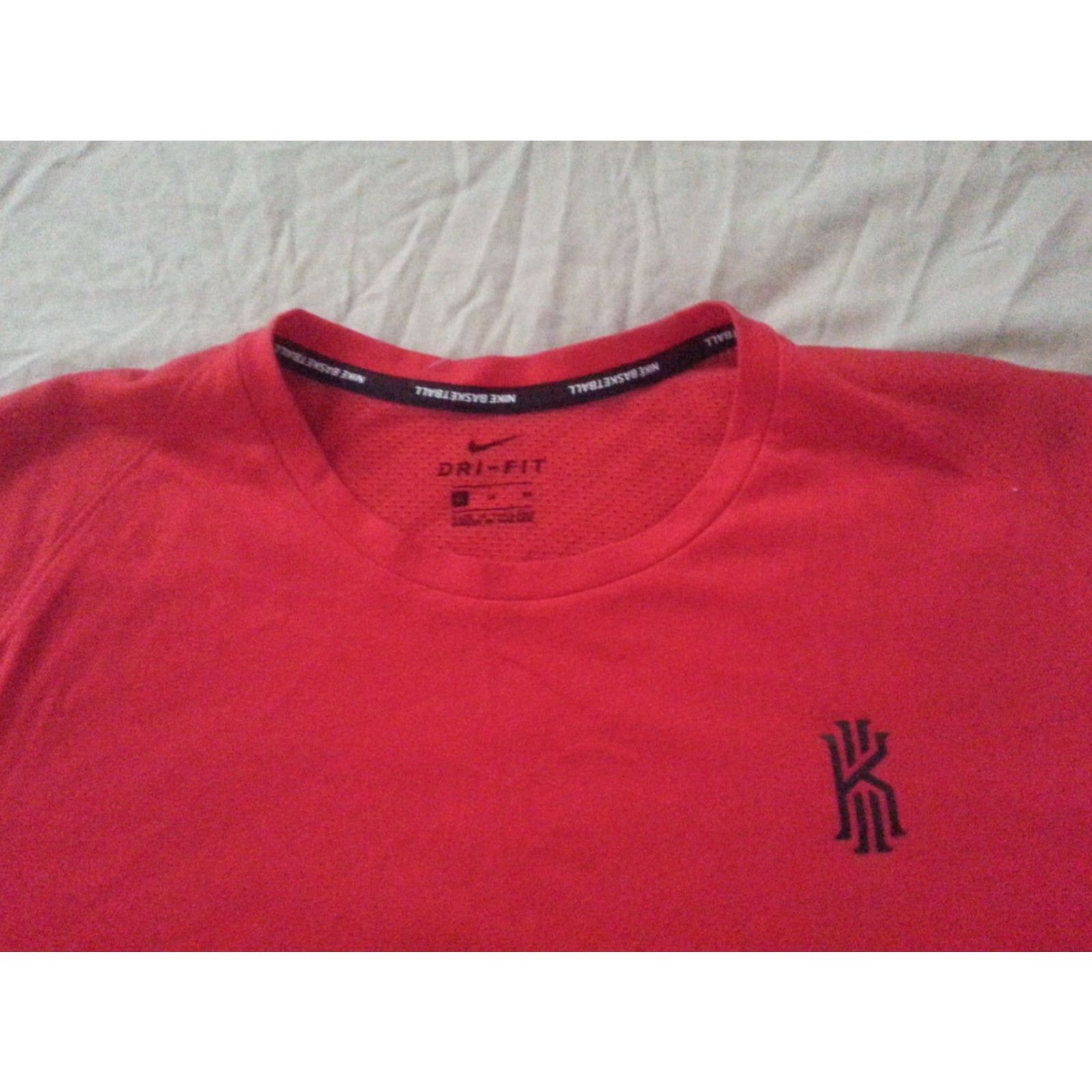 Nike Nike Kyrie Irving Basketball Shirt M Medium Red Athletic Gym Workout Mens Size US M / EU 48-50 / 2 - 4 Thumbnail