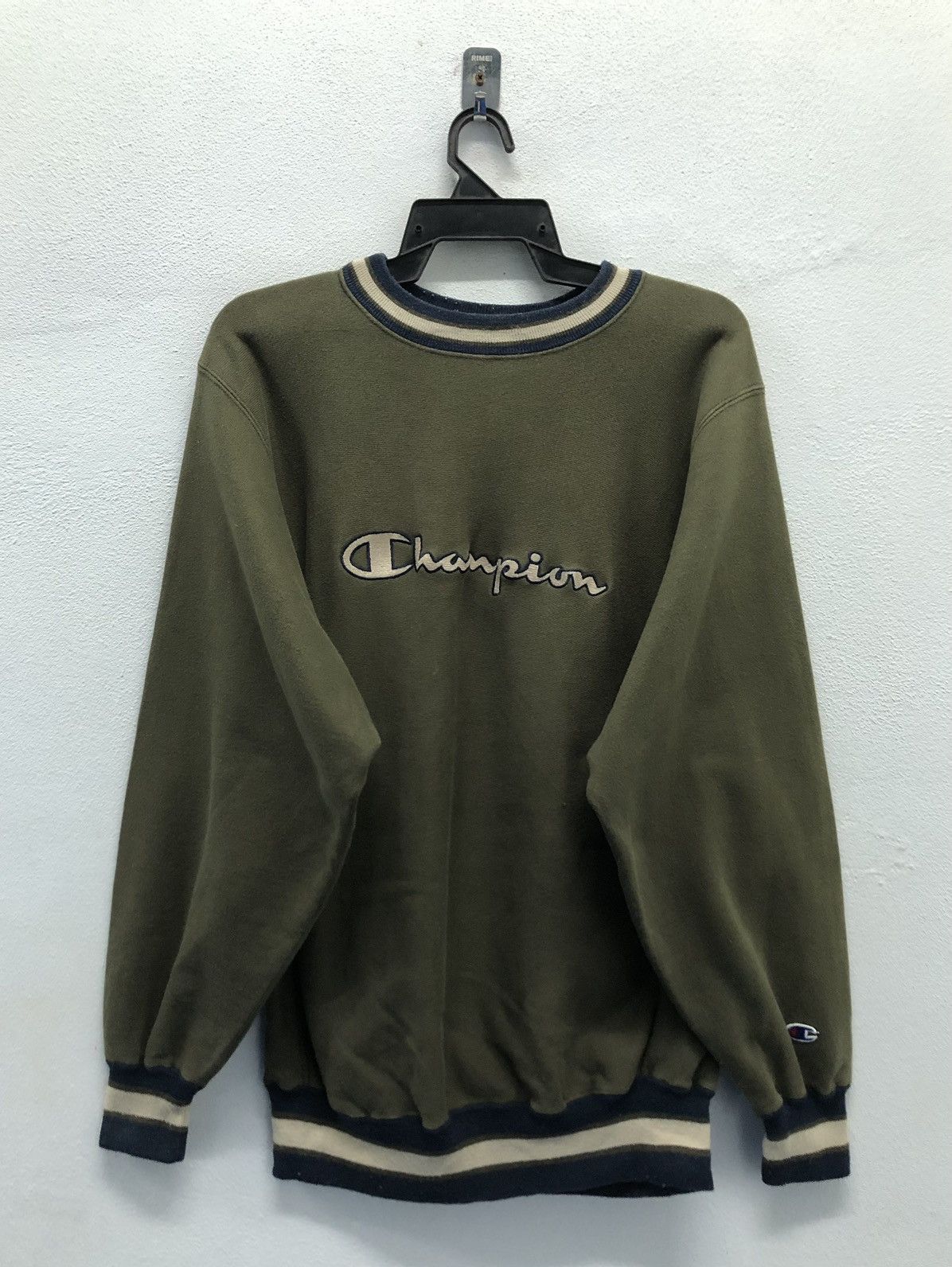 Vintage Champion Reverse Weave Sweatshirt (Olive Green)