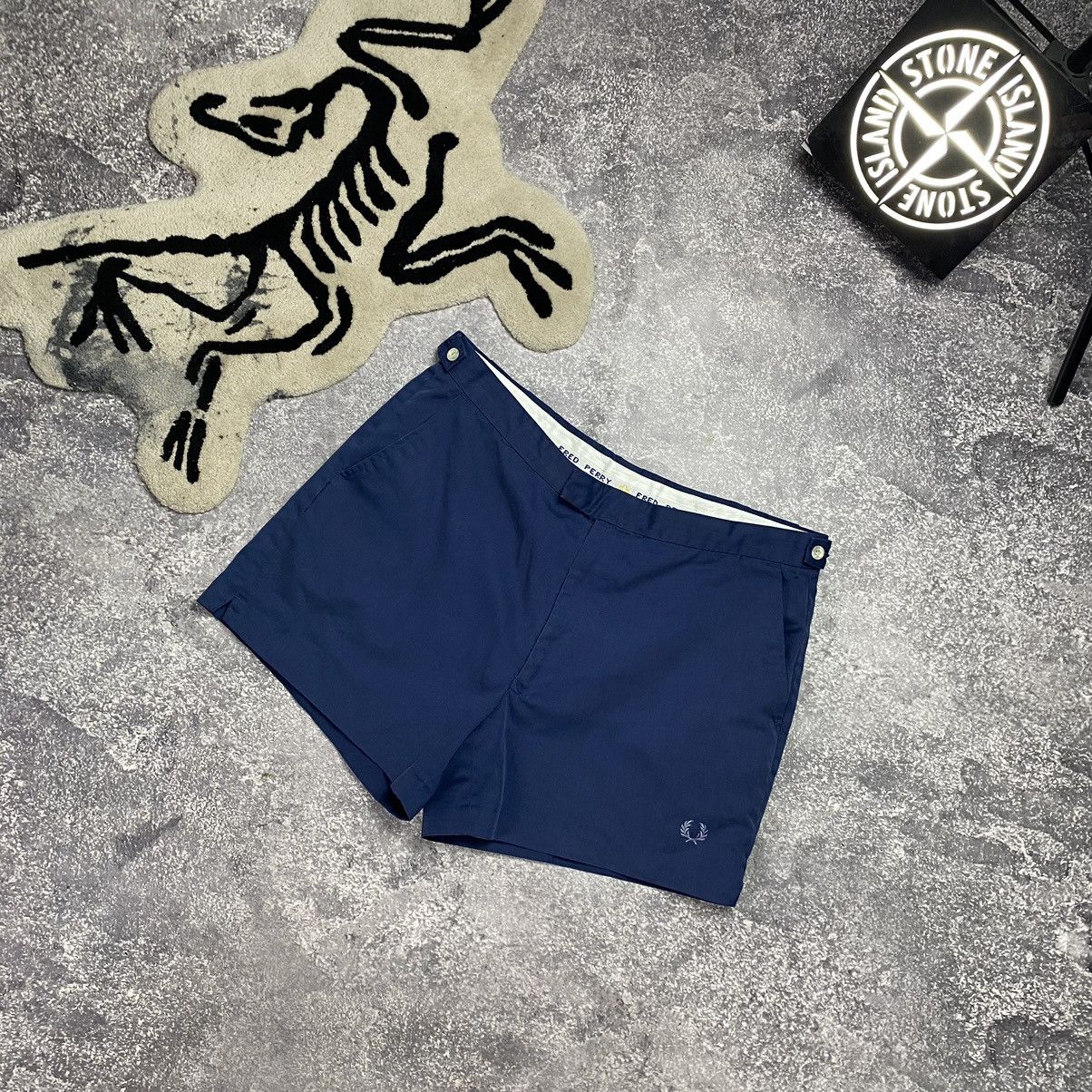 Fred Perry Vintage 80’s Fred Perry Small logo sportswear shorts Size US 38 / EU 54 - 1 Thumbnail