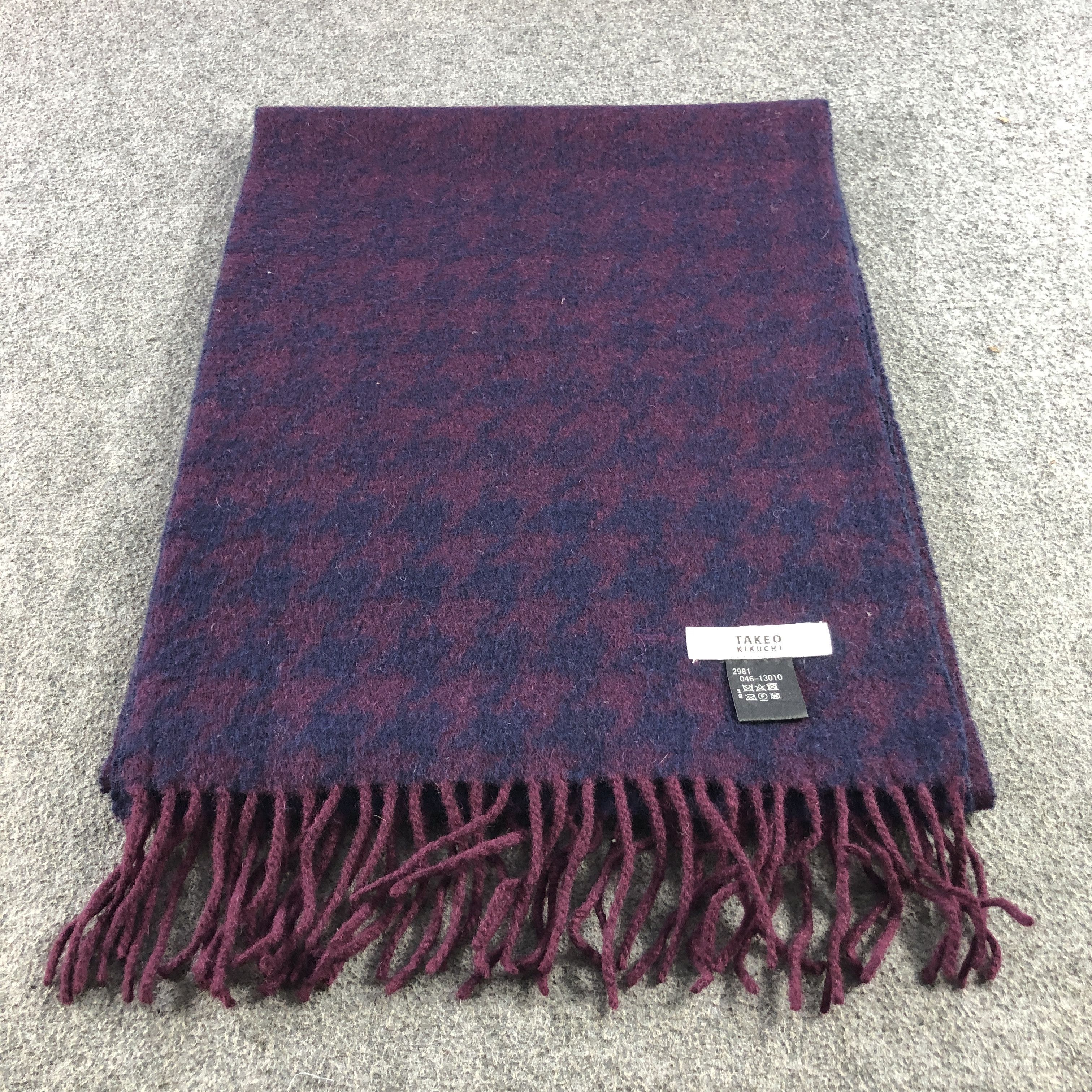 Takeo Kikuchi Takeo Kikuchi Houndstooth Wool Scarf Muffler V2884 Size ONE SIZE - 2 Thumbnail