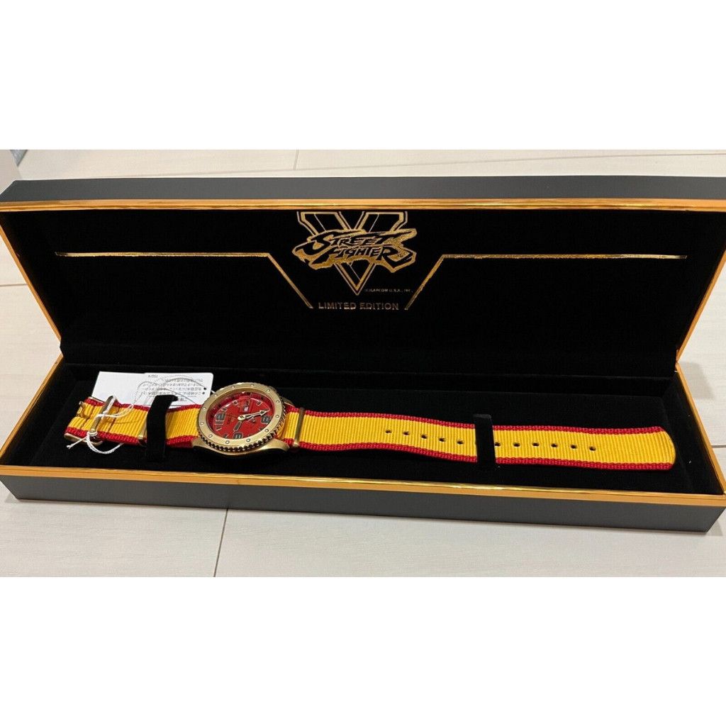 Seiko Seiko 5 Street Fighter Limited Edition Blanka Watch 42.5mm Size ONE SIZE - 1 Thumbnail