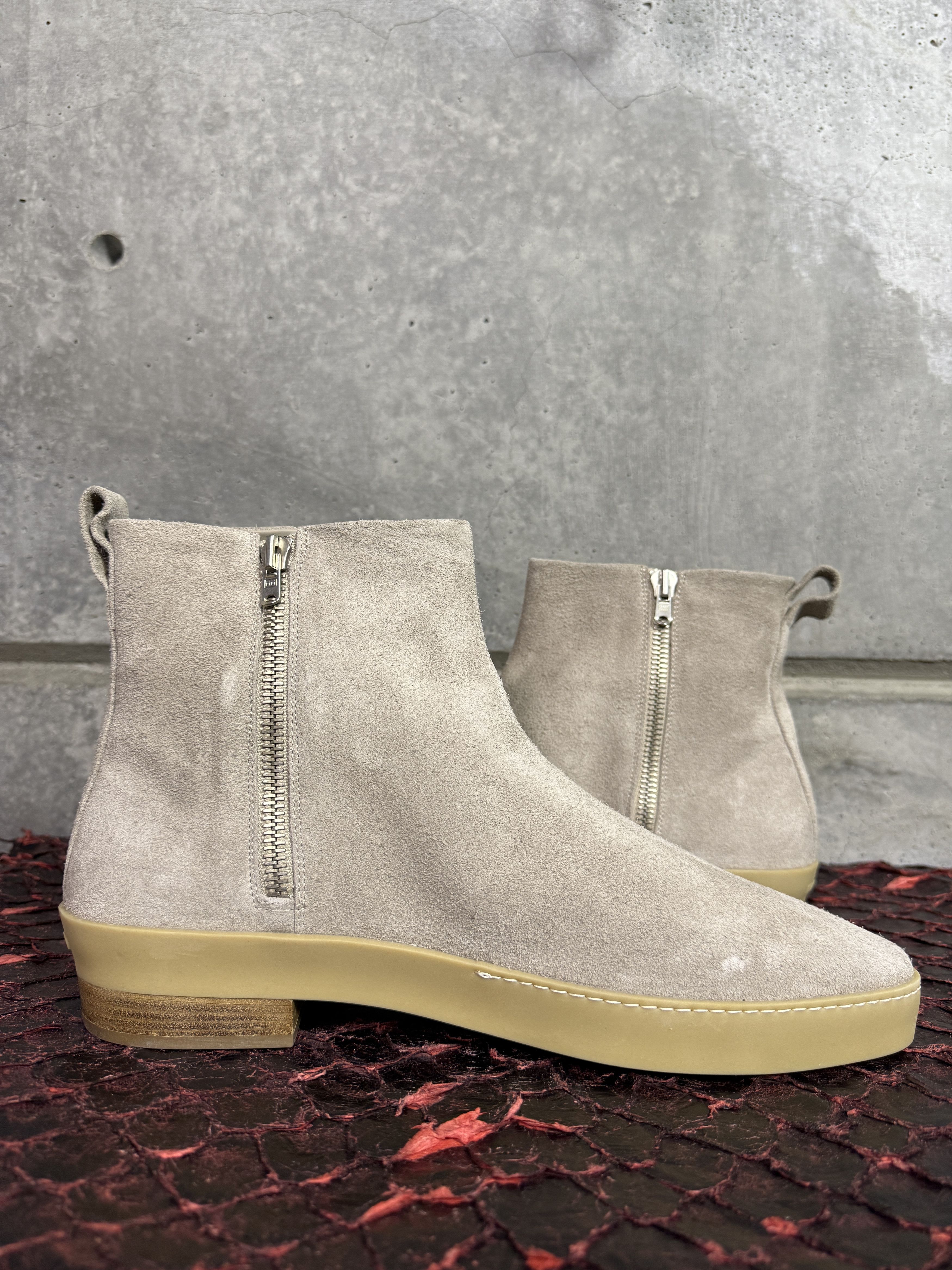 Fear of God Fear of God Grey Rough Suede Chelsea Santa Fe Boots Size US 14 / EU 47 - 10 Thumbnail
