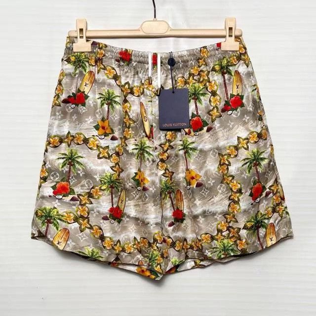 Louis Vuitton LV 2024 Beach Print Shorts Size US 31 - 1 Thumbnail