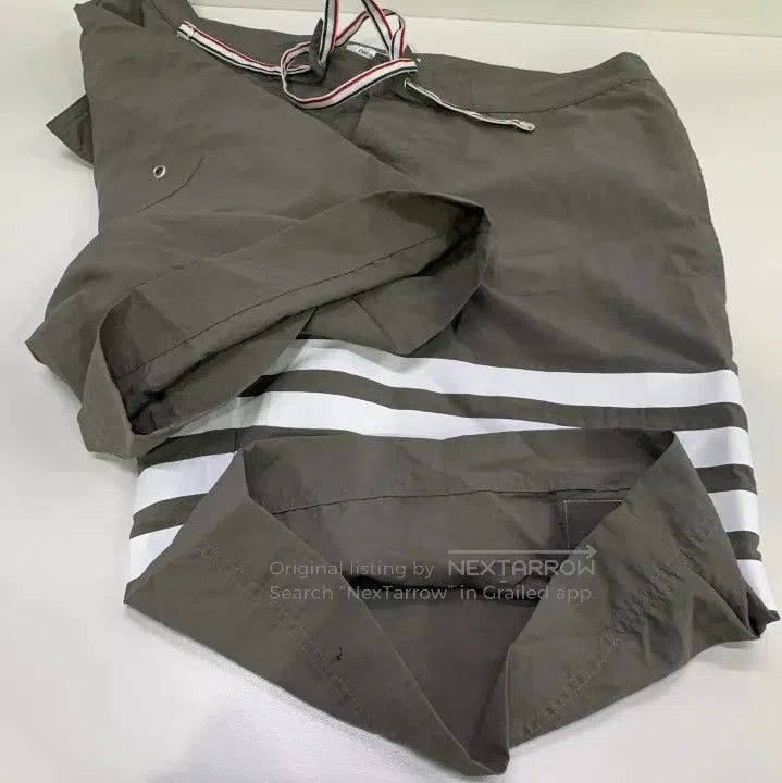 Thom Browne Thom Browne Waterproof Casual Shorts. Size US 30 / EU 46 - 8 Thumbnail