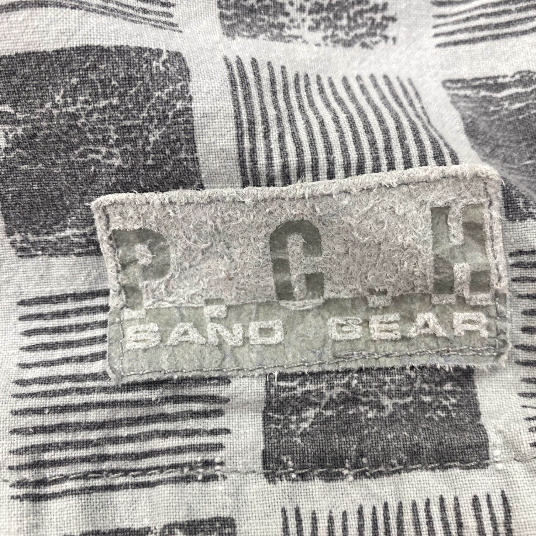 Vintage VINTAGE PCH Sand Gear Shorts Mens 32 Gray White Geometric Print 90s Beach Skate USA Casual Mens Sand Gear Shorts Size US 32 / EU 48 - 4 Thumbnail