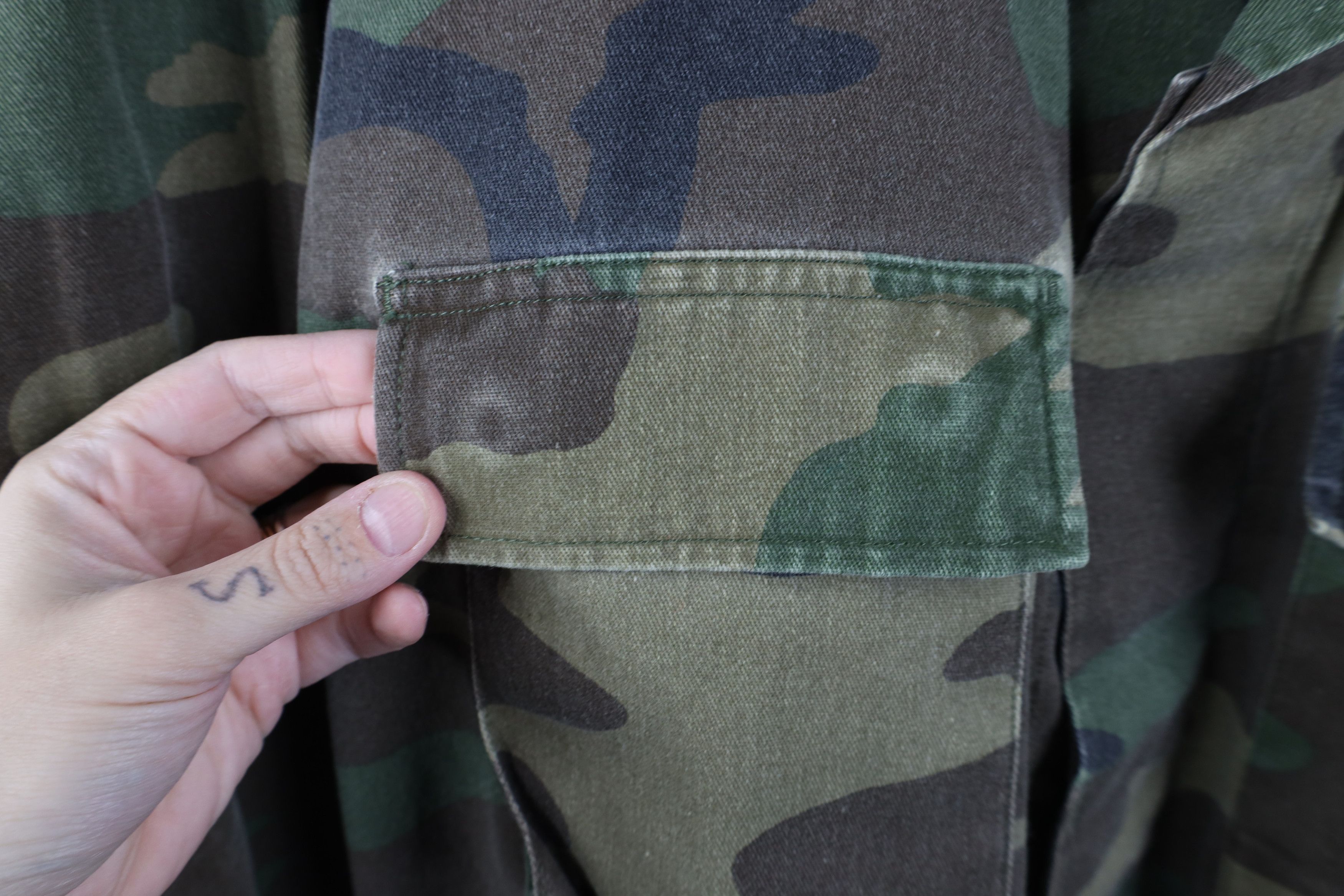 Vintage Vintage 90s Streetwear Military Camouflage Field Jacket Size US L / EU 52-54 / 3 - 4 Thumbnail