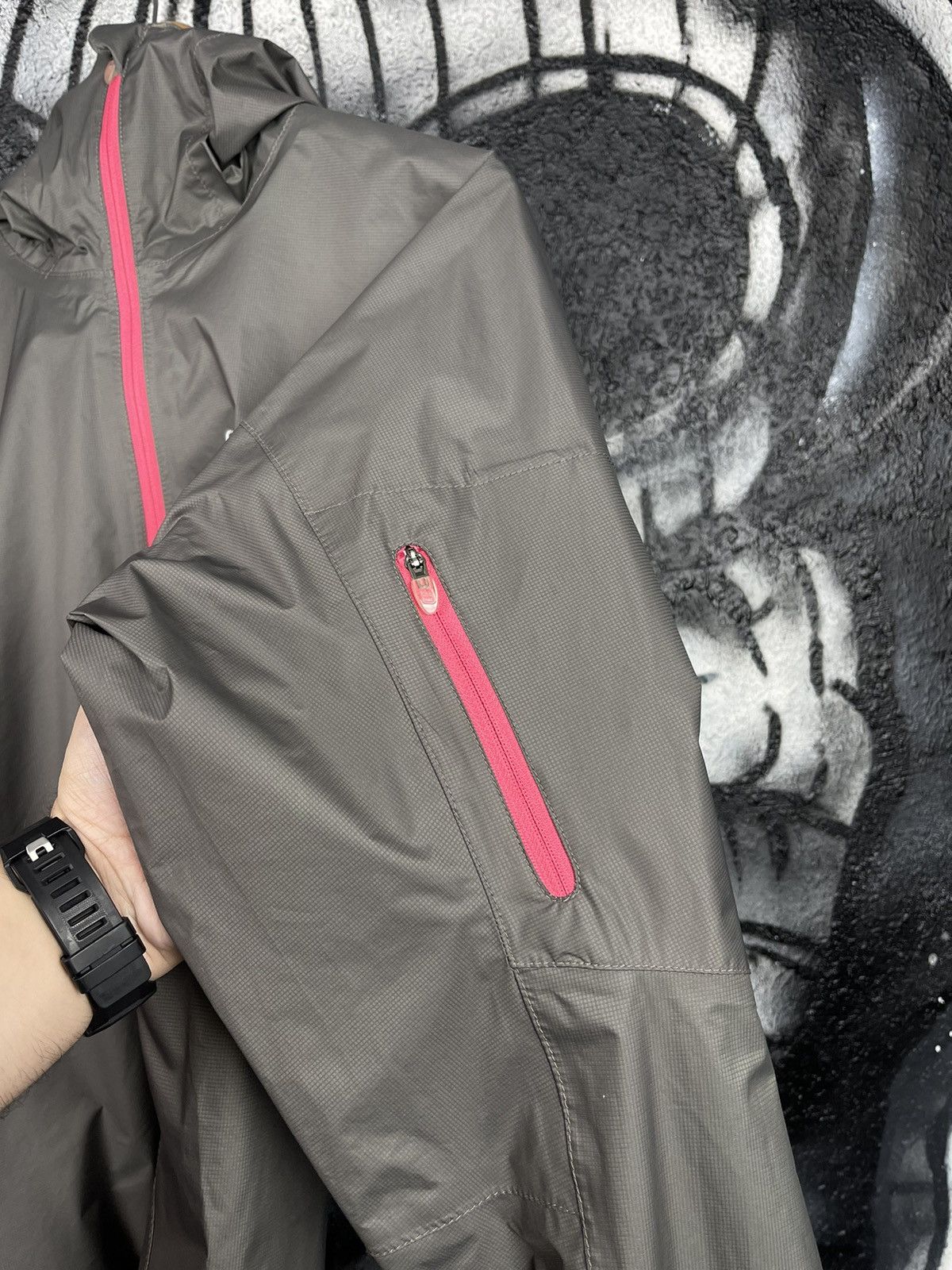 Berghaus Berghaus AQ 2.5 Raincoat Anorak Jacket Woman’s Size 18 Size XL / US 12-14 / IT 48-50 - 12 Thumbnail