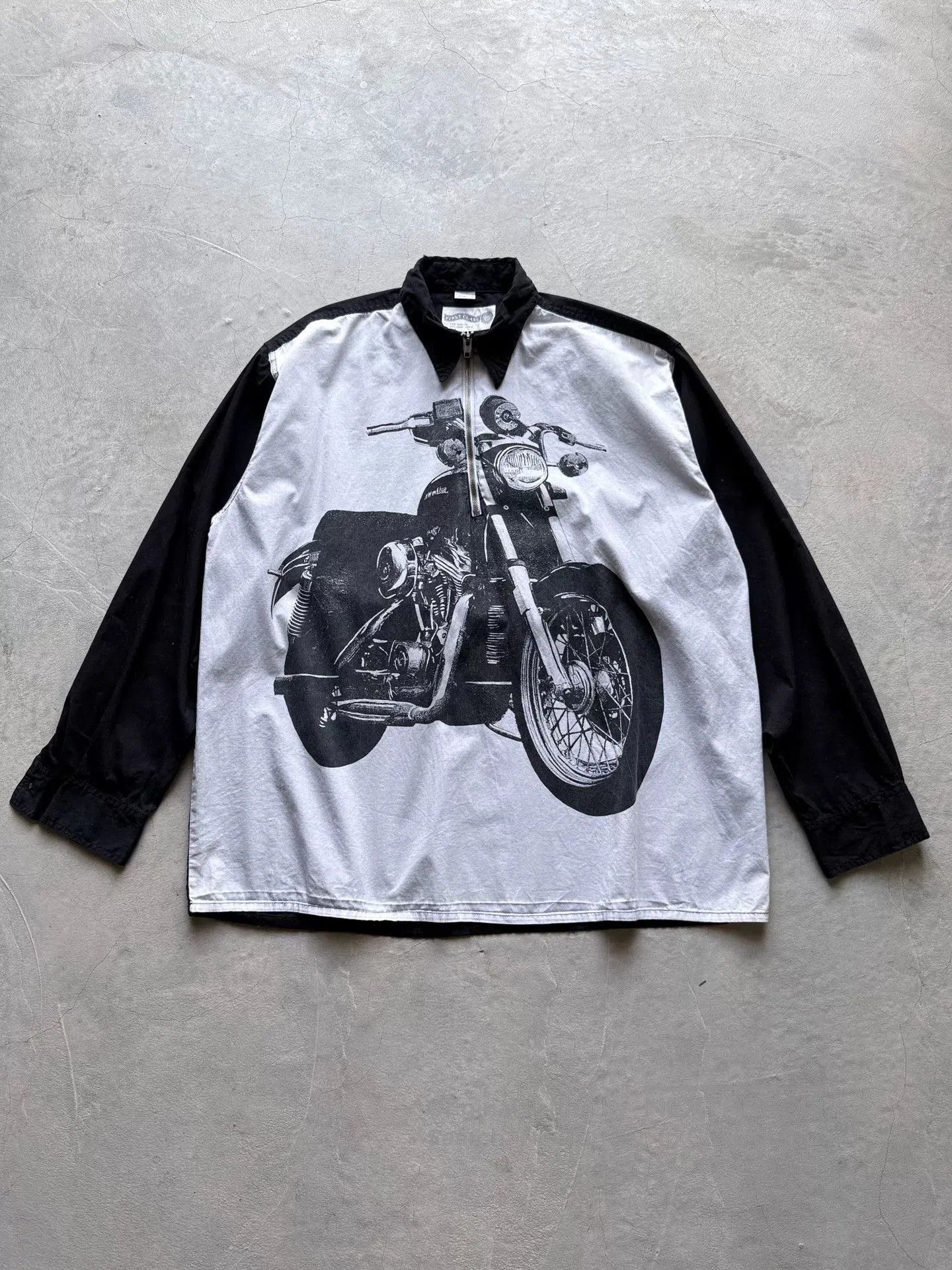 Vintage Vintage 90s FIRST CLASS Choppers Moto Shirt. Size US XL / EU 56 / 4 - 1 Thumbnail