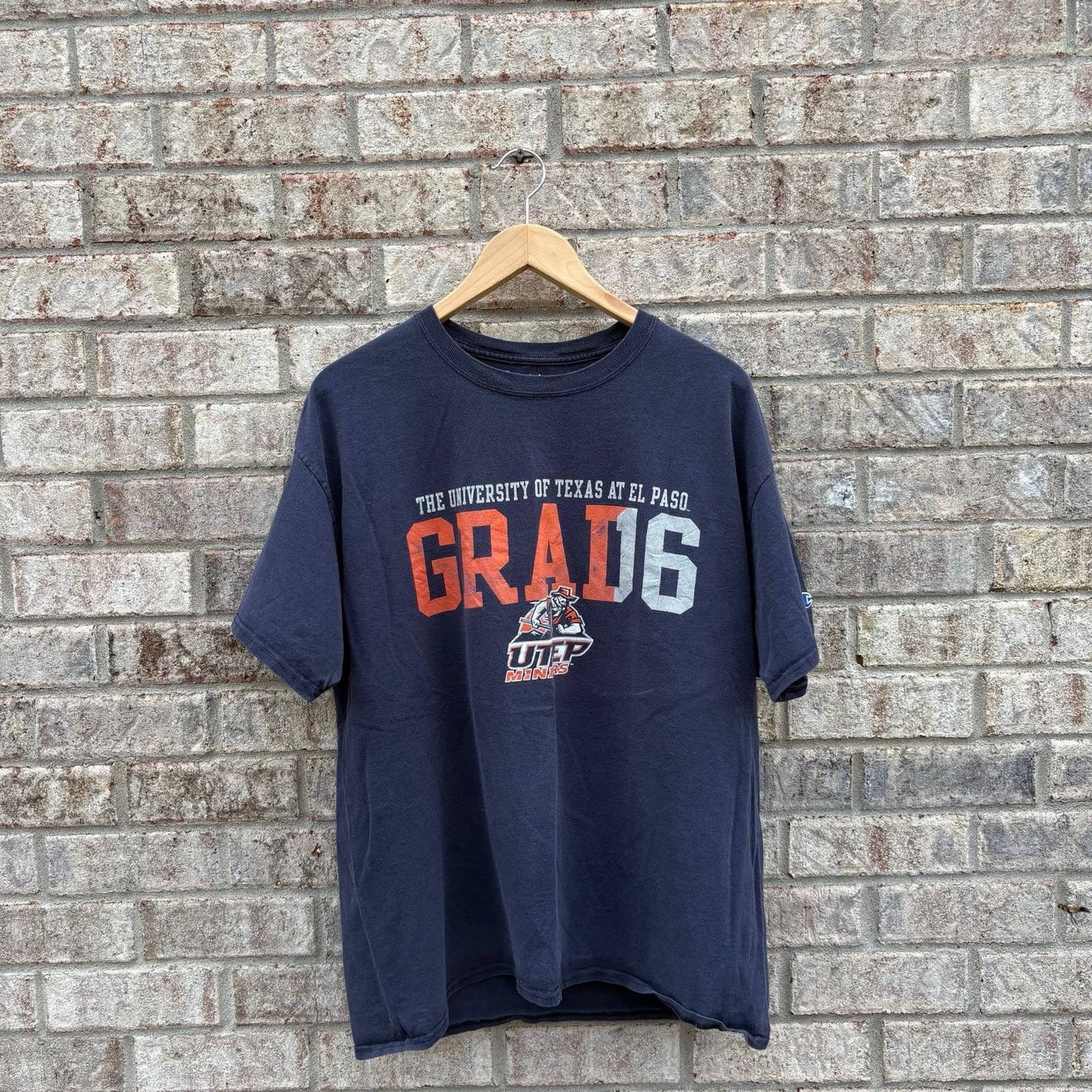 Champion UTEP t shirt Size US XL / EU 56 / 4 - 6 Thumbnail
