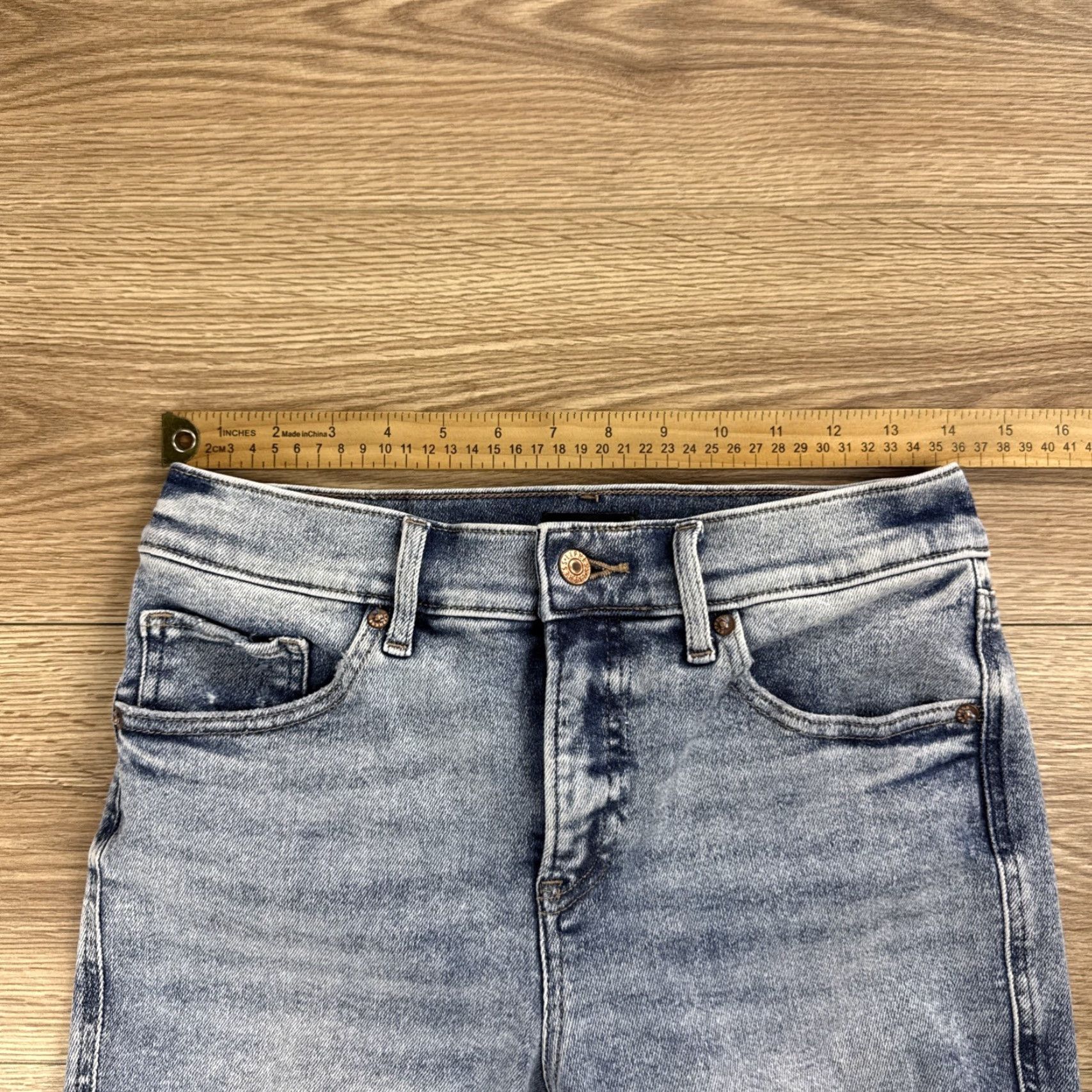 Express Express Jeans Women's Bootcut 6 Regular Mid Rise Light Wash Denim 32in Inseam Skyscraper Split Ankle - Blue Size 28" / US 6 / IT 42 - 4 Thumbnail