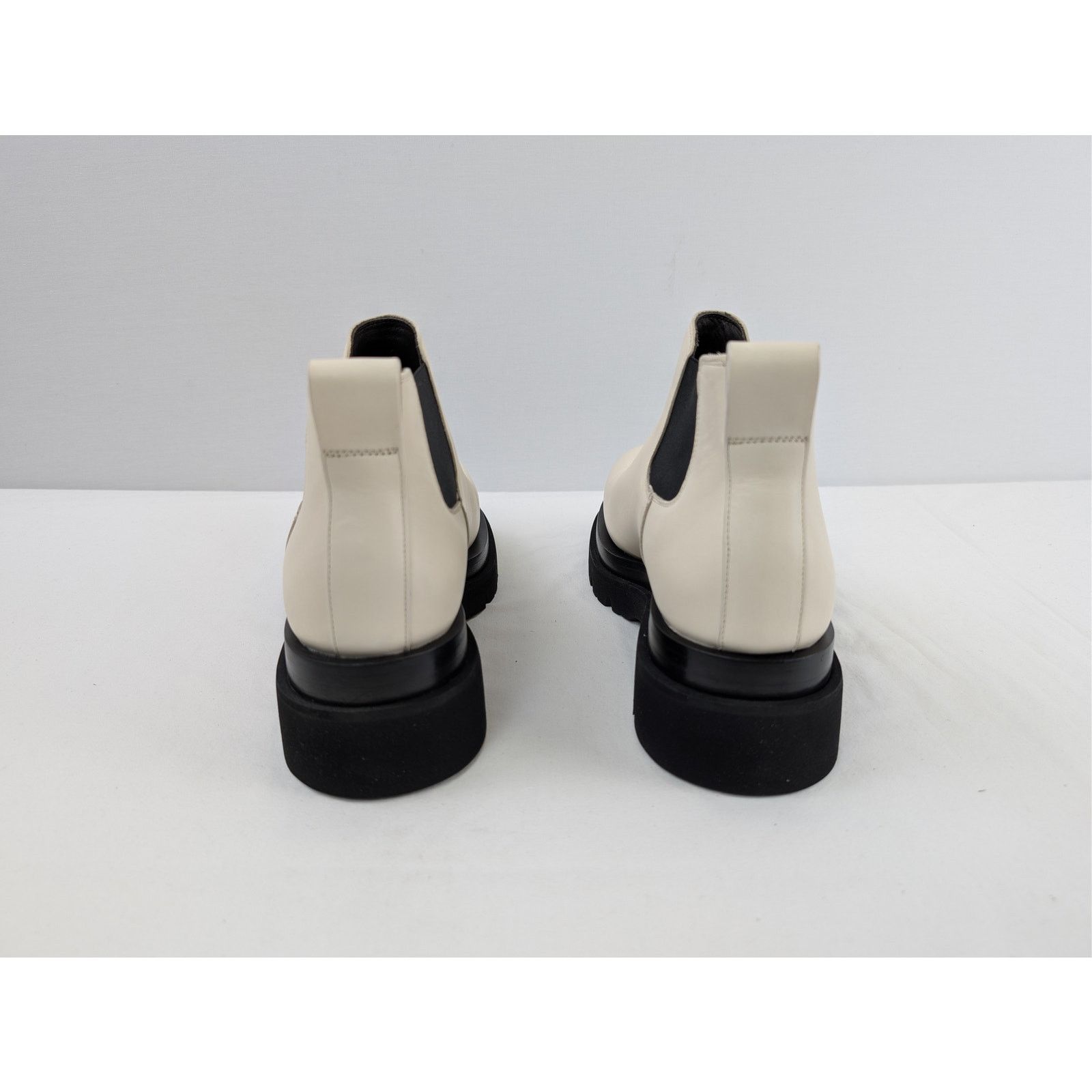 Bottega Veneta o1rshd1 Military Calf The Lug Boots in Sea Salt Size US 9 / EU 42 - 11 Thumbnail