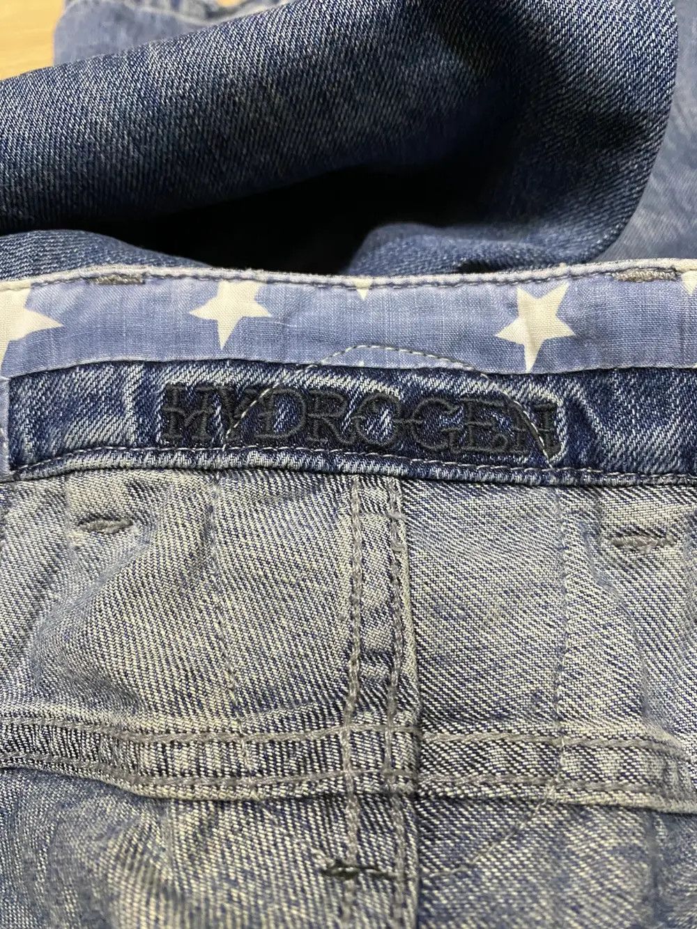 HYDROGEN Hydrogen Luxury Sportwear Jeans Distressed Bones Design Size US 31 - 7 Thumbnail