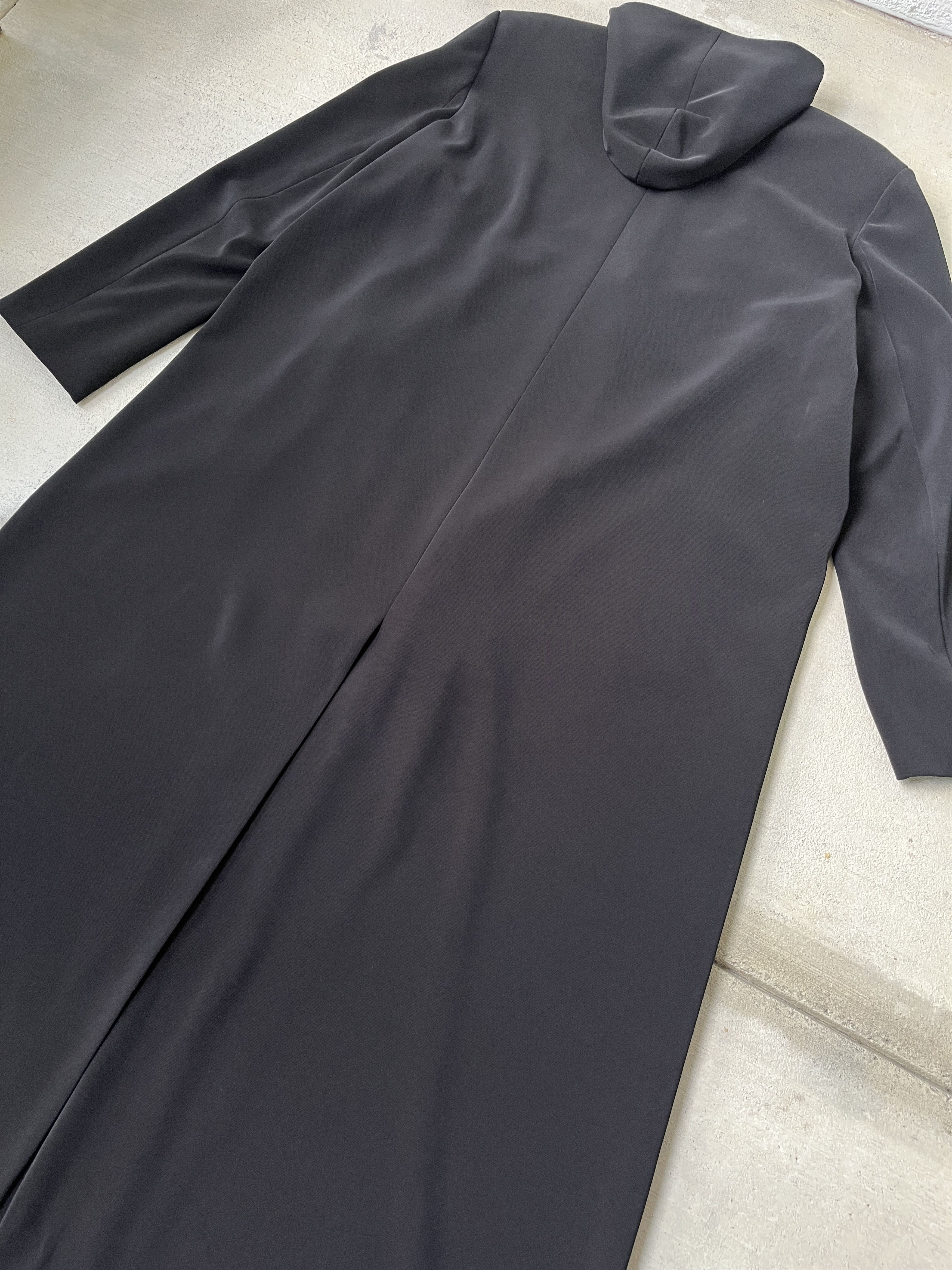 Balenciaga Balenciaga Crepe Hooded Coat Size 50 AW19 Size US L / EU 52-54 / 3 - 7 Thumbnail