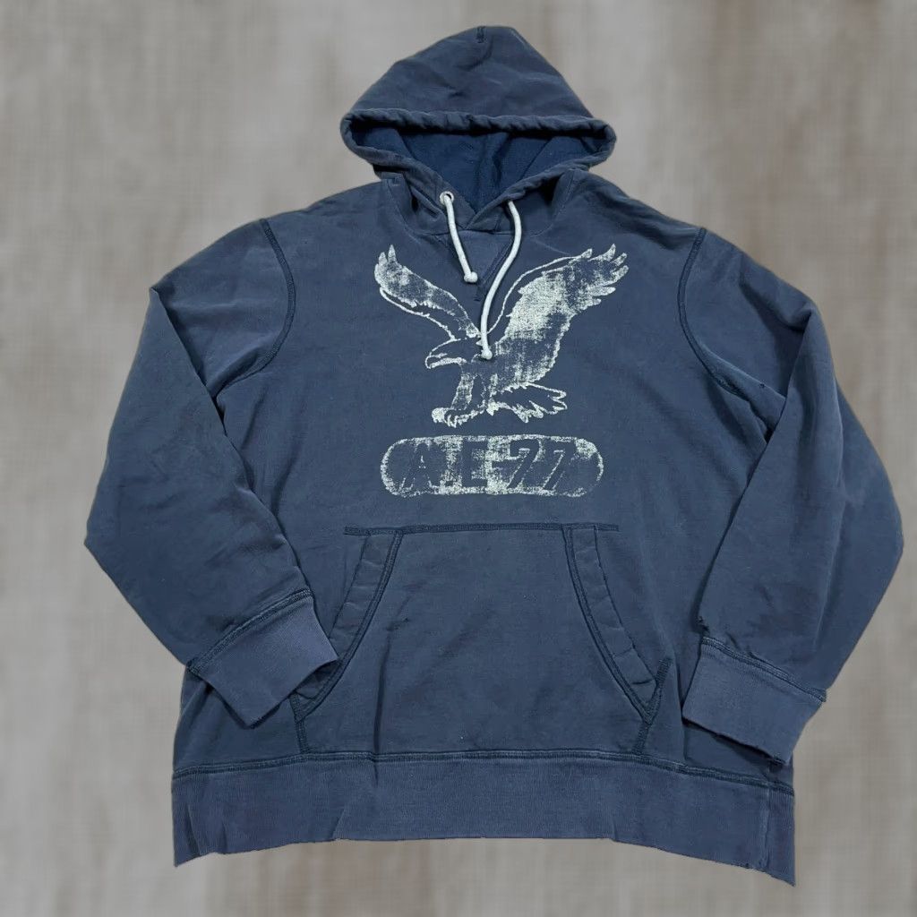 American Eagle Outfitters VINTAGE American Eagle Hoodie Men XL Faded Blue Sweatshirt AE77 Distressed Size US XL / EU 56 / 4 - 1 Thumbnail