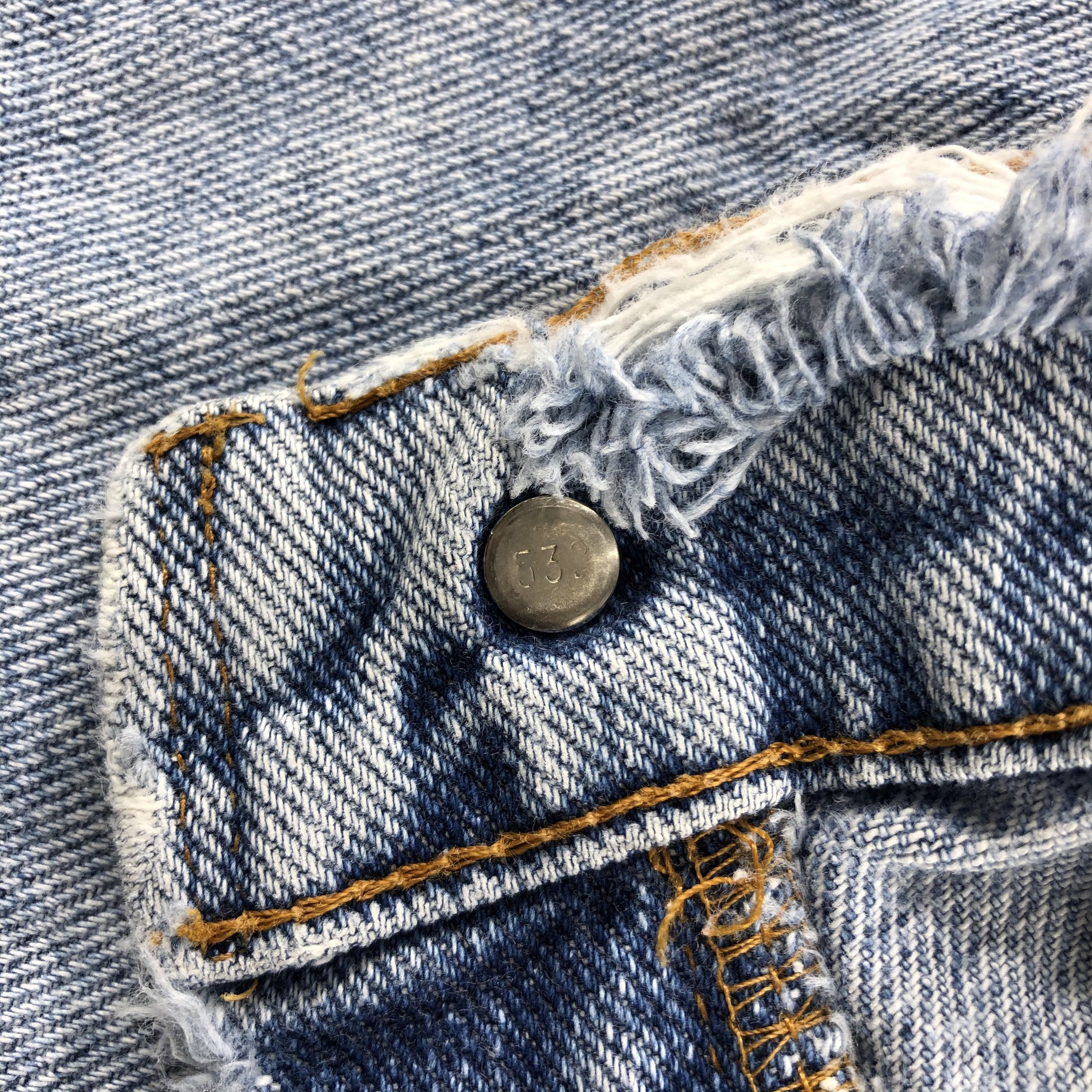 Levi's × Vintage 90s Vintage Light Wash Levis 550 Jeans-JM3162 Size US 30 / EU 46 - 11 Thumbnail