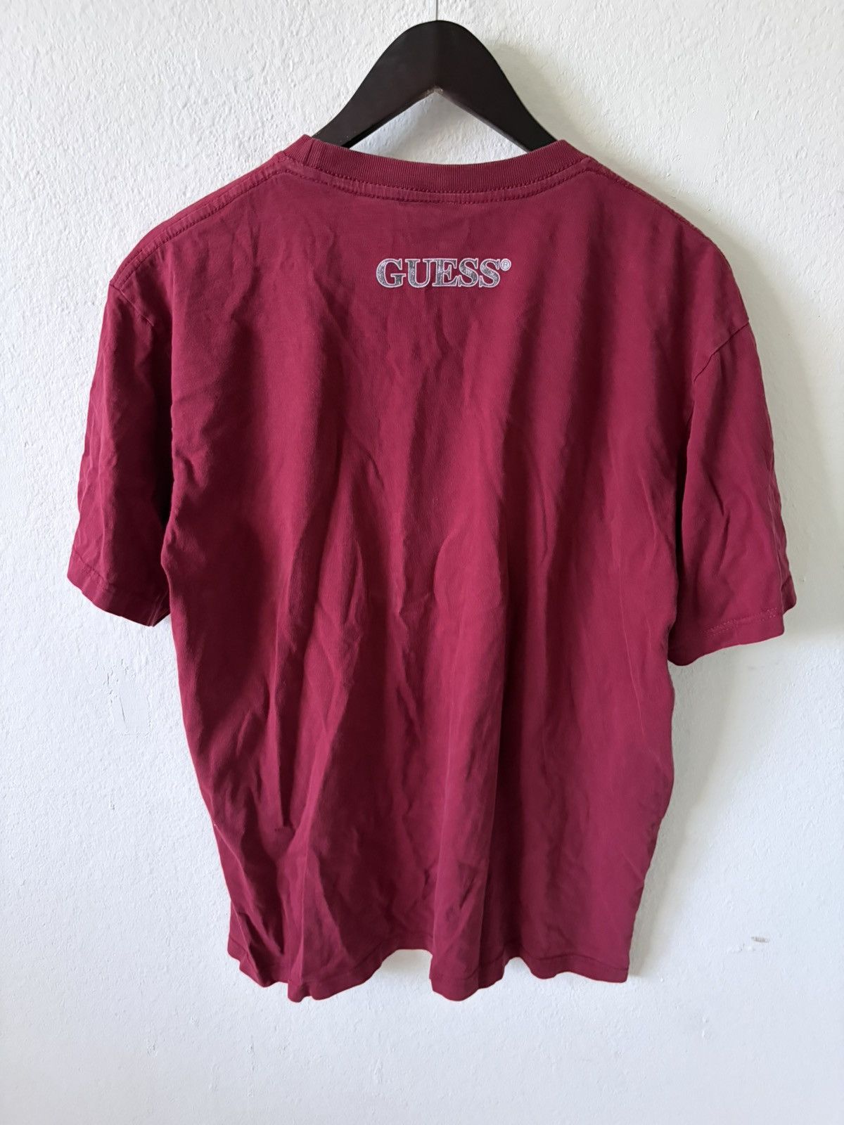 Guess Vintage Y2K Guess Tee Shirt Size US L / EU 52-54 / 3 - 2 Thumbnail