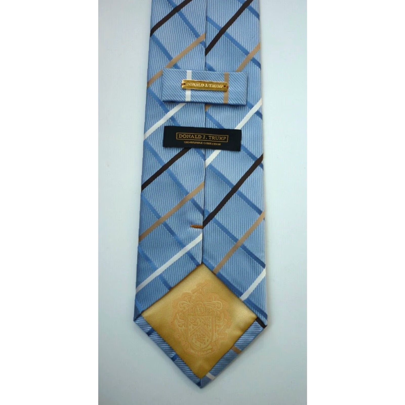 Vintage Donald J. Trump Signature Collection Silk Tie Plaid Mens Tie Blue 56.5in 3.75in Luxury Silk Short Vintage? Size ONE SIZE - 5 Thumbnail