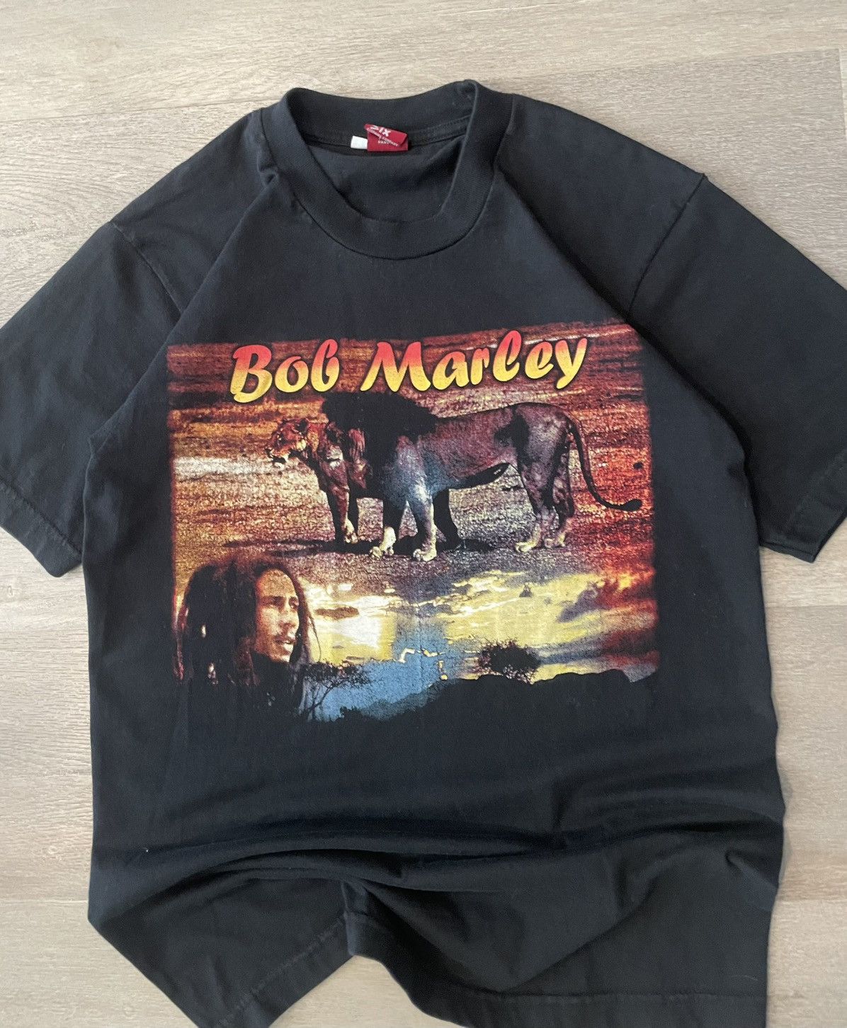Bob Marley × Rap Tees × Vintage Vintage Y2K Bob Marley Rap Tee Style Graphic Tee Size US M / EU 48-50 / 2 - 2 Thumbnail