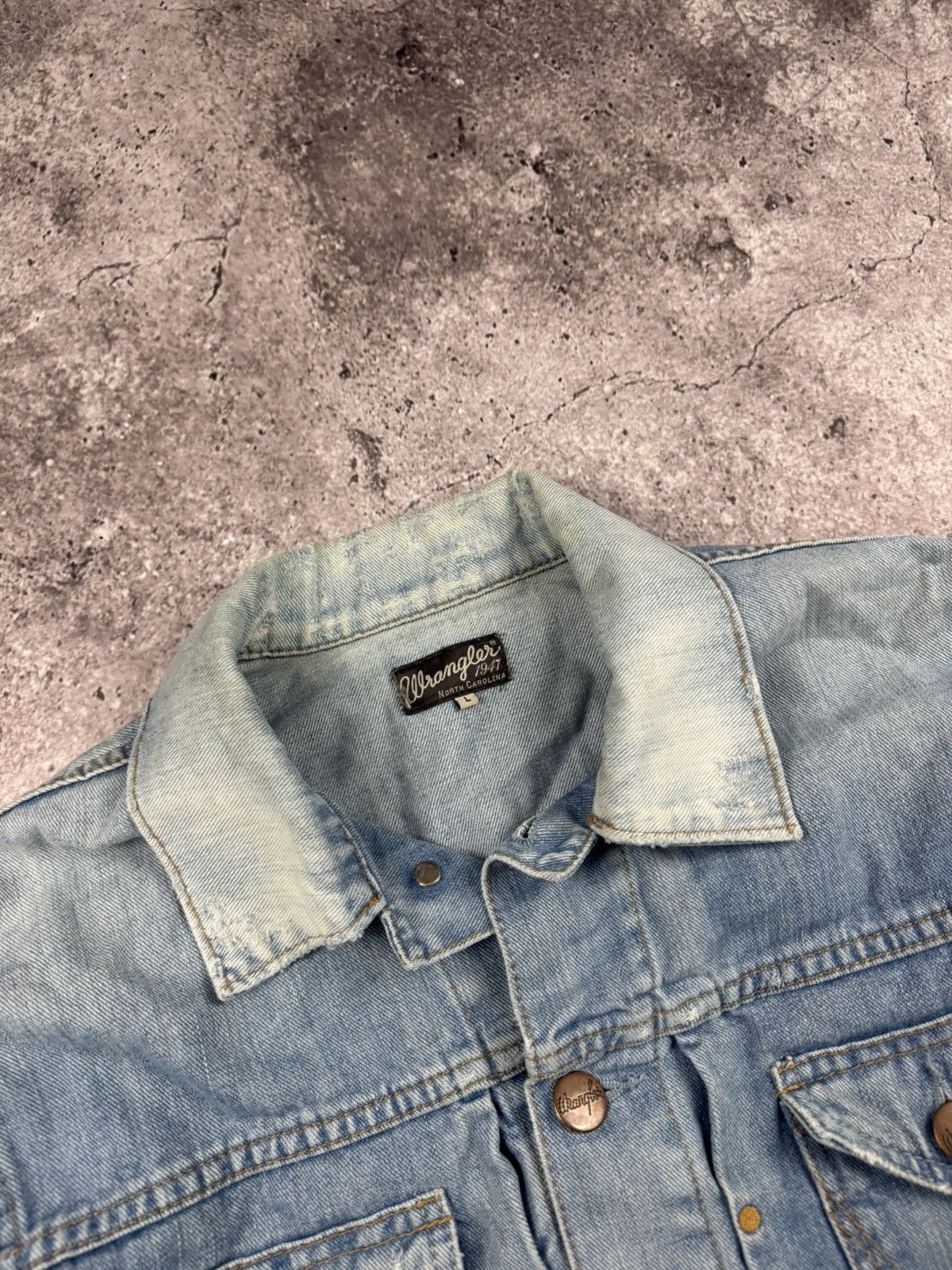 Wrangler VINTAGE WRANGLER DENIM DISTRESSED JACKET 90’S WESTERN Size US L / EU 52-54 / 3 - 3 Thumbnail