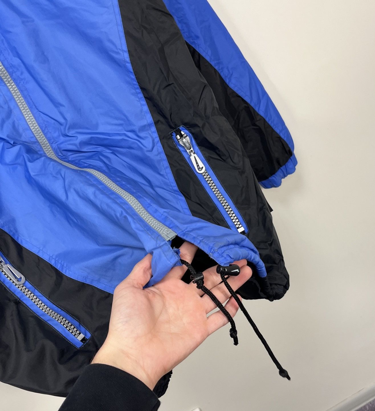 Nike Vintage Nike Big Swoosh Y2K 90s Retro Hype Jacket Size US L / EU 52-54 / 3 - 11 Thumbnail