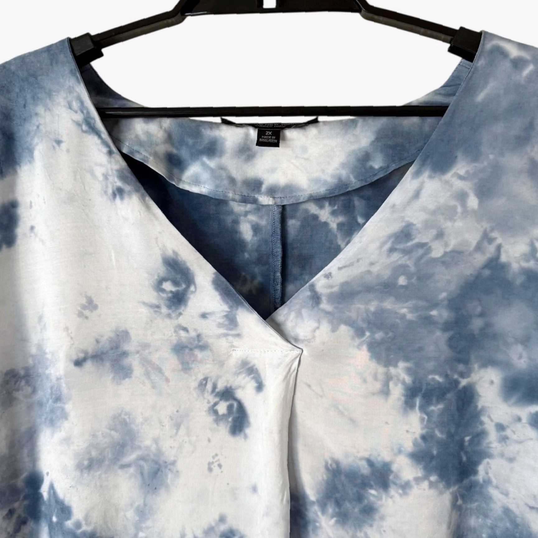 Vintage VINTAGE Marc New York Tie-Dye V-Neck Tunic Women’s 2X Short-Sleeve High-Low Bohemian Casual Dress Size XXL / US 16-18 / IT 52-54 - 5 Thumbnail