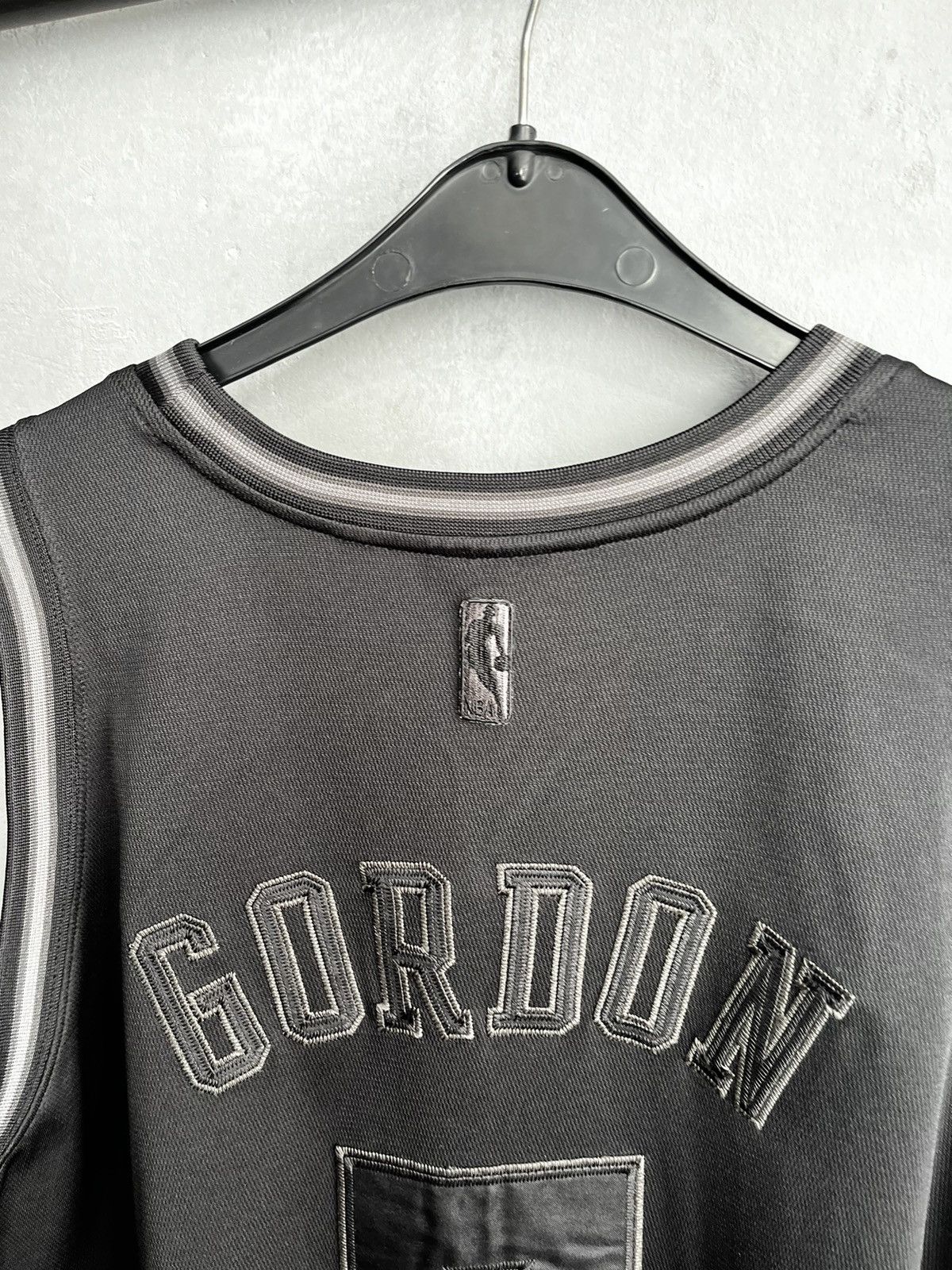 NBA × Vintage Champion Bulls Gordon 7 jersey Size US XL / EU 56 / 4 - 10 Thumbnail