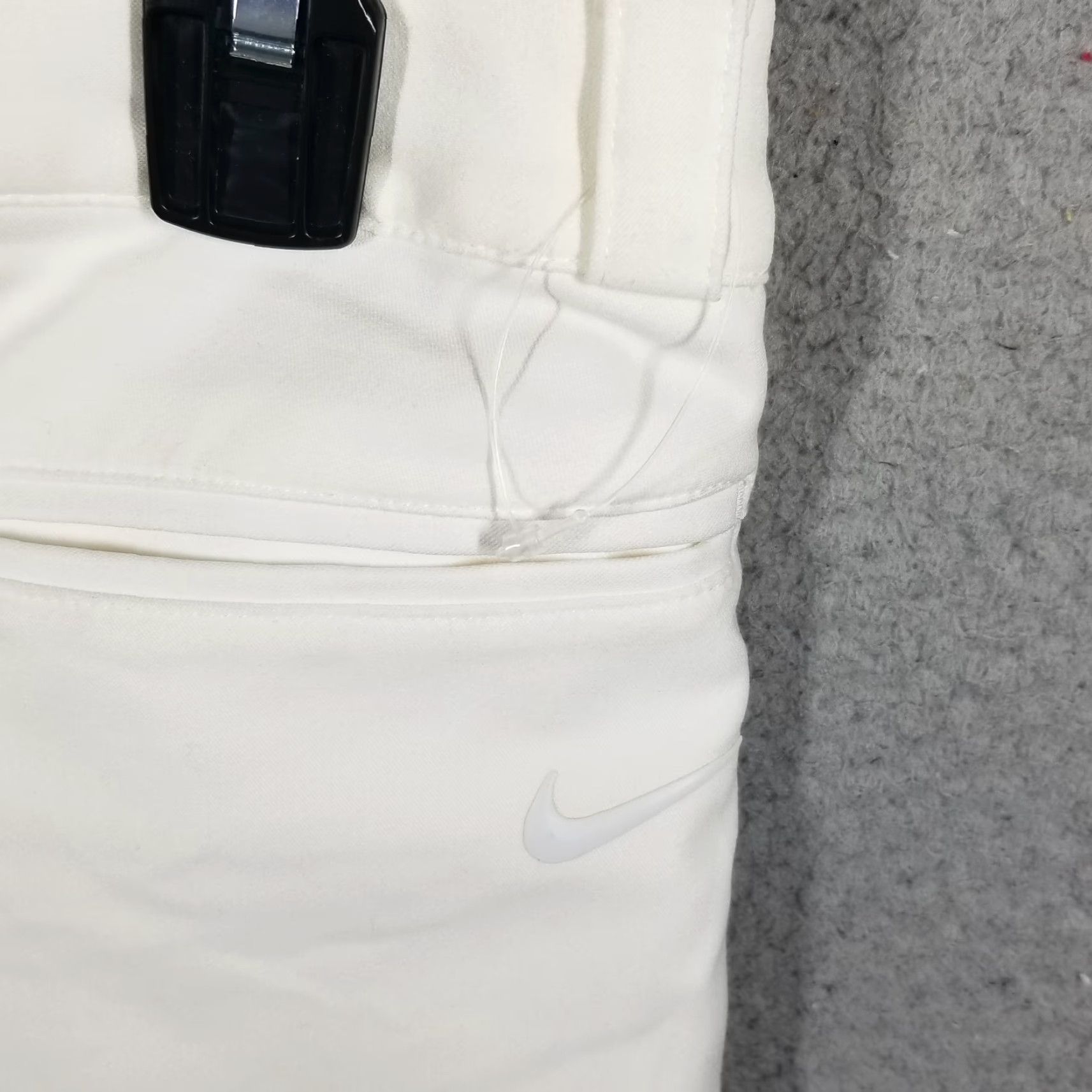 Nike Nike Golf Pleated Skirt Womens 8 White Dri Fit Tour Premium NEW Size 30" / US 8 / IT 44 - 3 Thumbnail