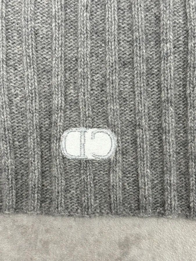 Dior 1990s Christian Dior Wool & Nylon Grey Knit Scarf Size ONE SIZE - 6 Thumbnail