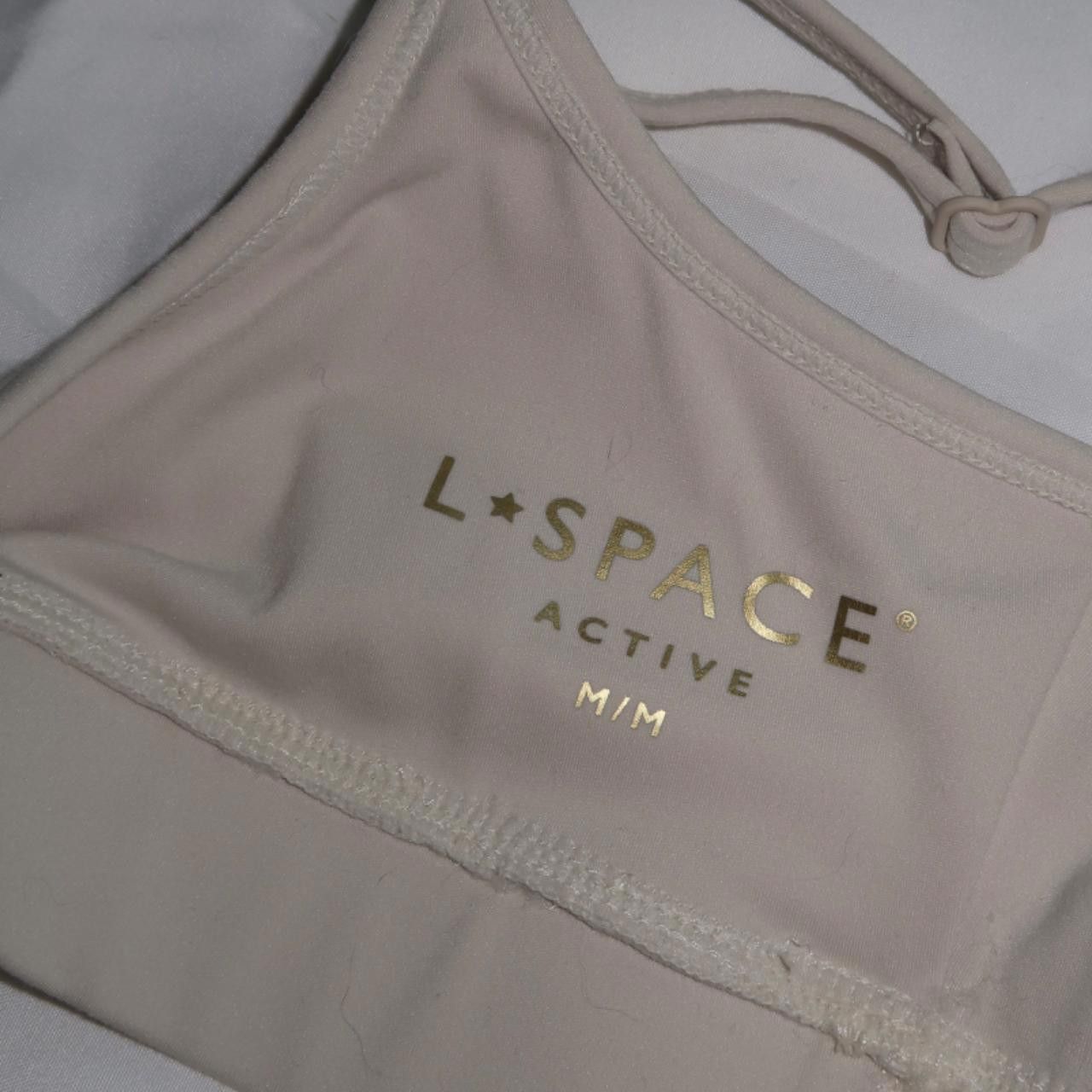 Designer cream LSPACE sports bra and leggings set *originally $200* Size 28" / US 6 / IT 42 - 5 Thumbnail