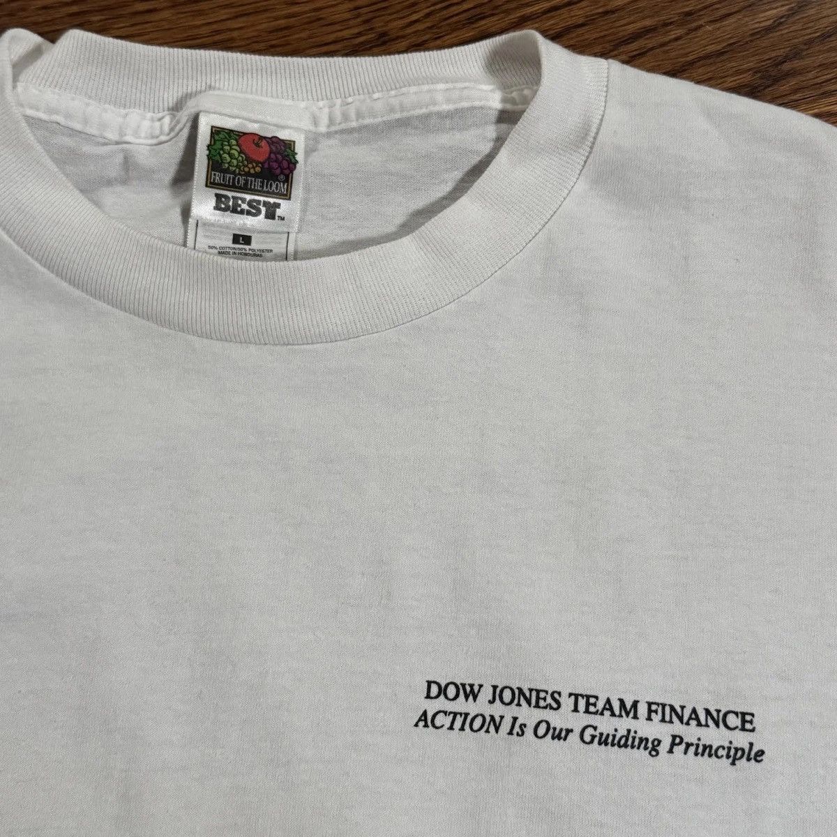 Fruit Of The Loom Vintage Dow Jones Team Finance T Shirt (Size L) Size US L / EU 52-54 / 3 - 2 Thumbnail