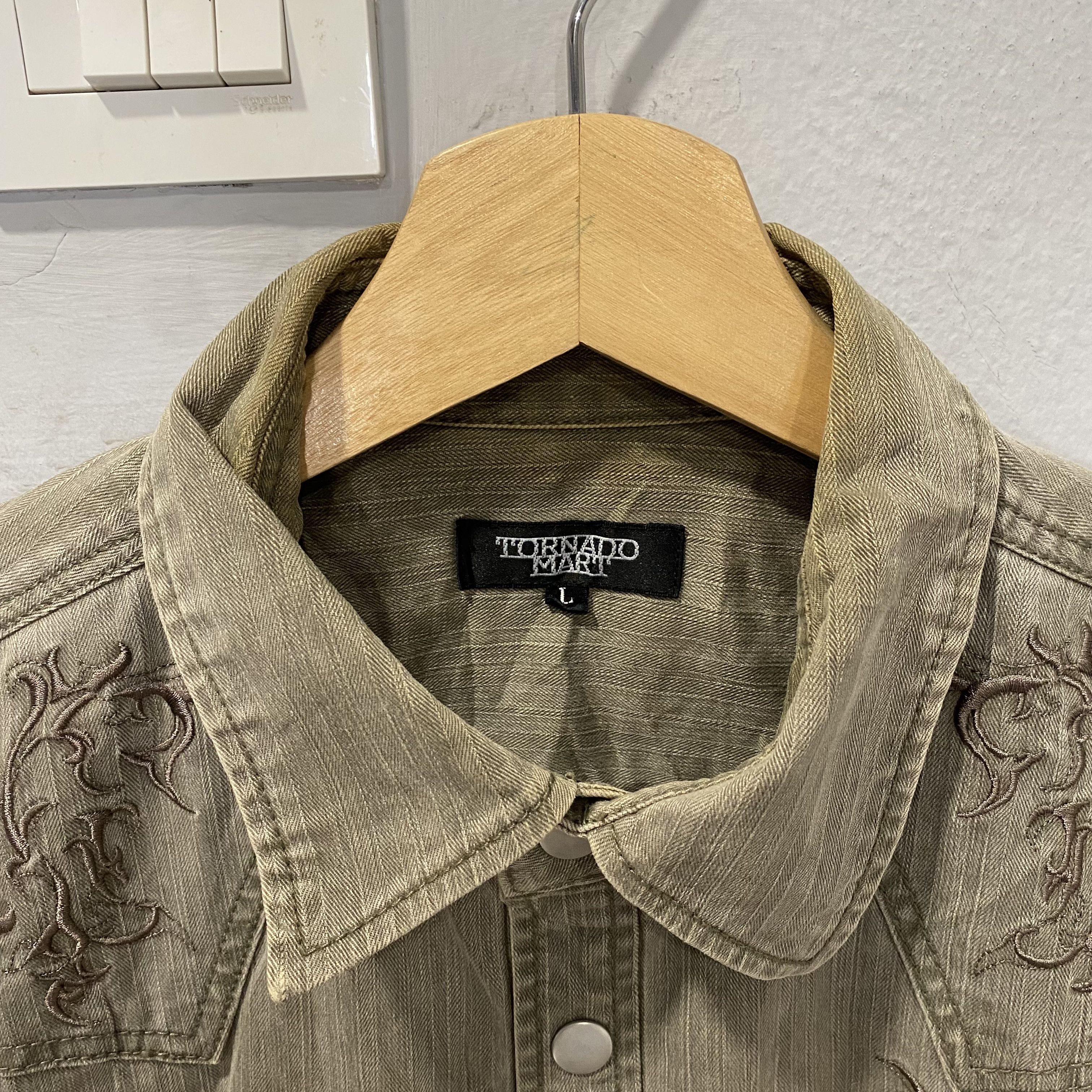 Tornado Mart Tornado Mart Japan Punk gothic embroidery faded button shirt Size US M / EU 48-50 / 2 - 6 Thumbnail