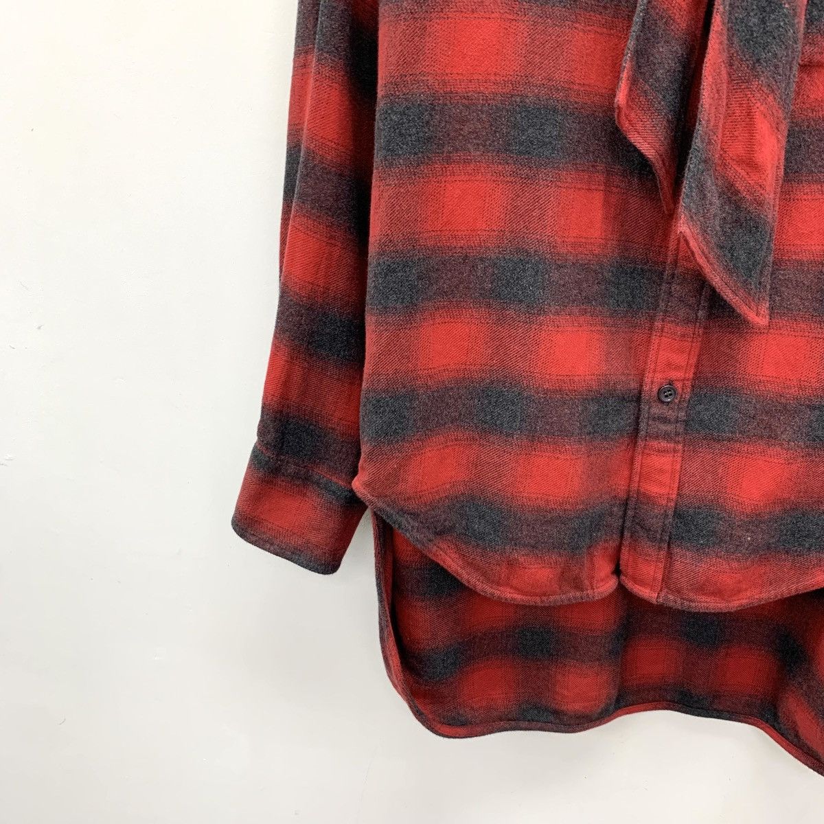 Balenciaga Balenciaga Red Plaid Cotton Bow Tie Long Sleeve Shirt K26WX Size S / US 4 / IT 40 - 4 Thumbnail