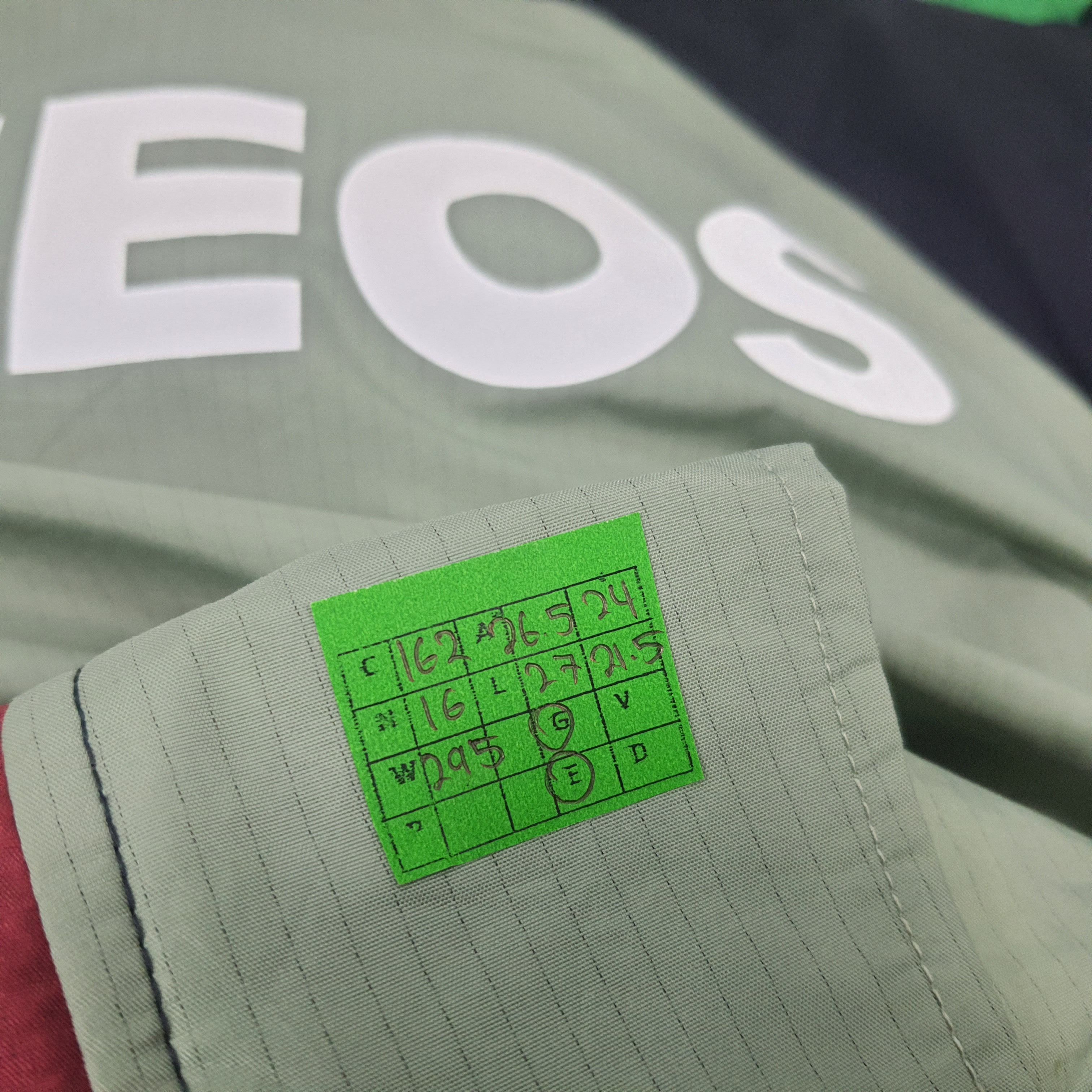 Other Vintage ENEOS Lubricant Motorsport Oil Windbreaker Jacket Size US XL / EU 56 / 4 - 8 Thumbnail