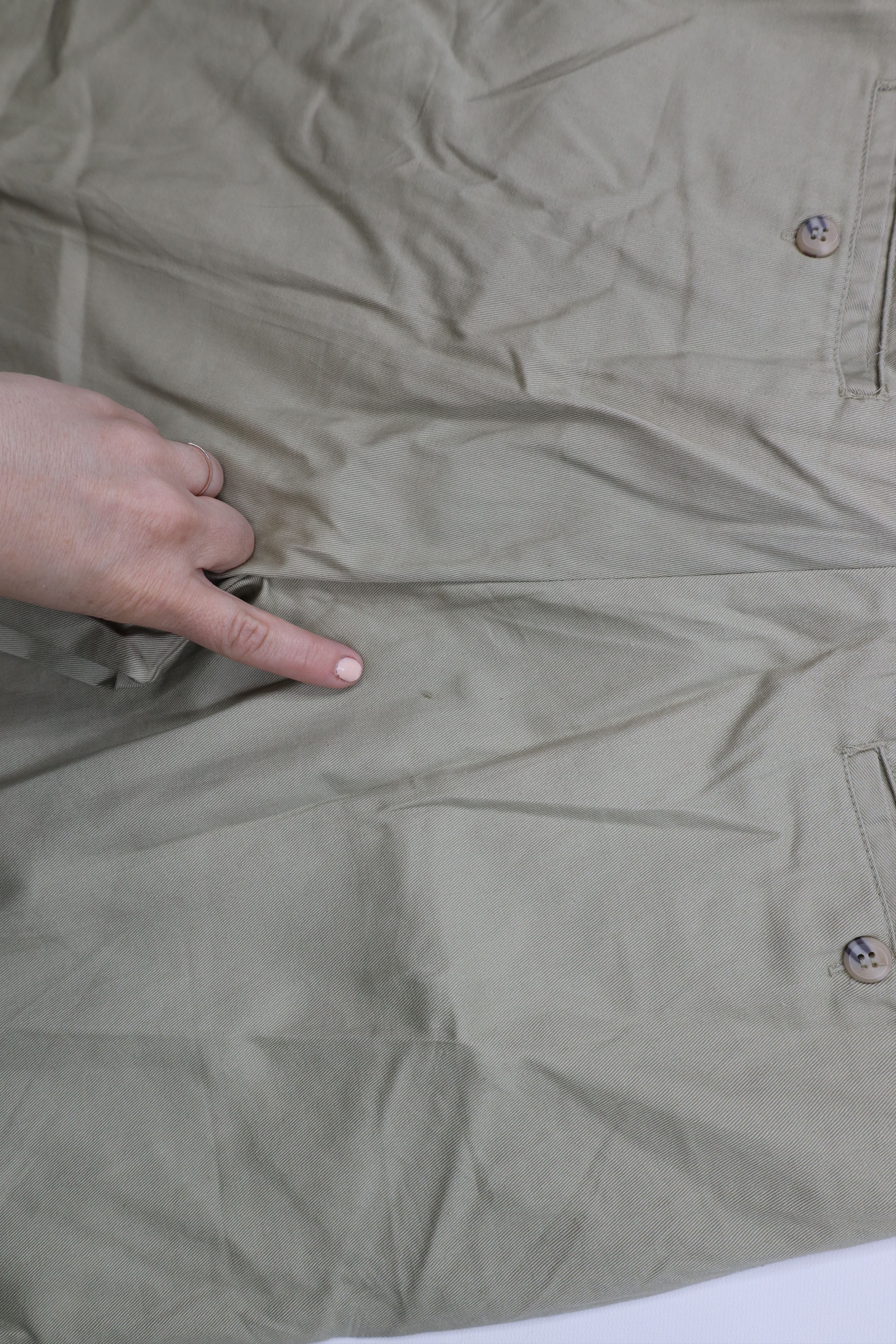 Vintage Deadstock Vintage 90s Streetwear Chino Shorts Beige Cotton Size US 30 / EU 46 - 12 Thumbnail