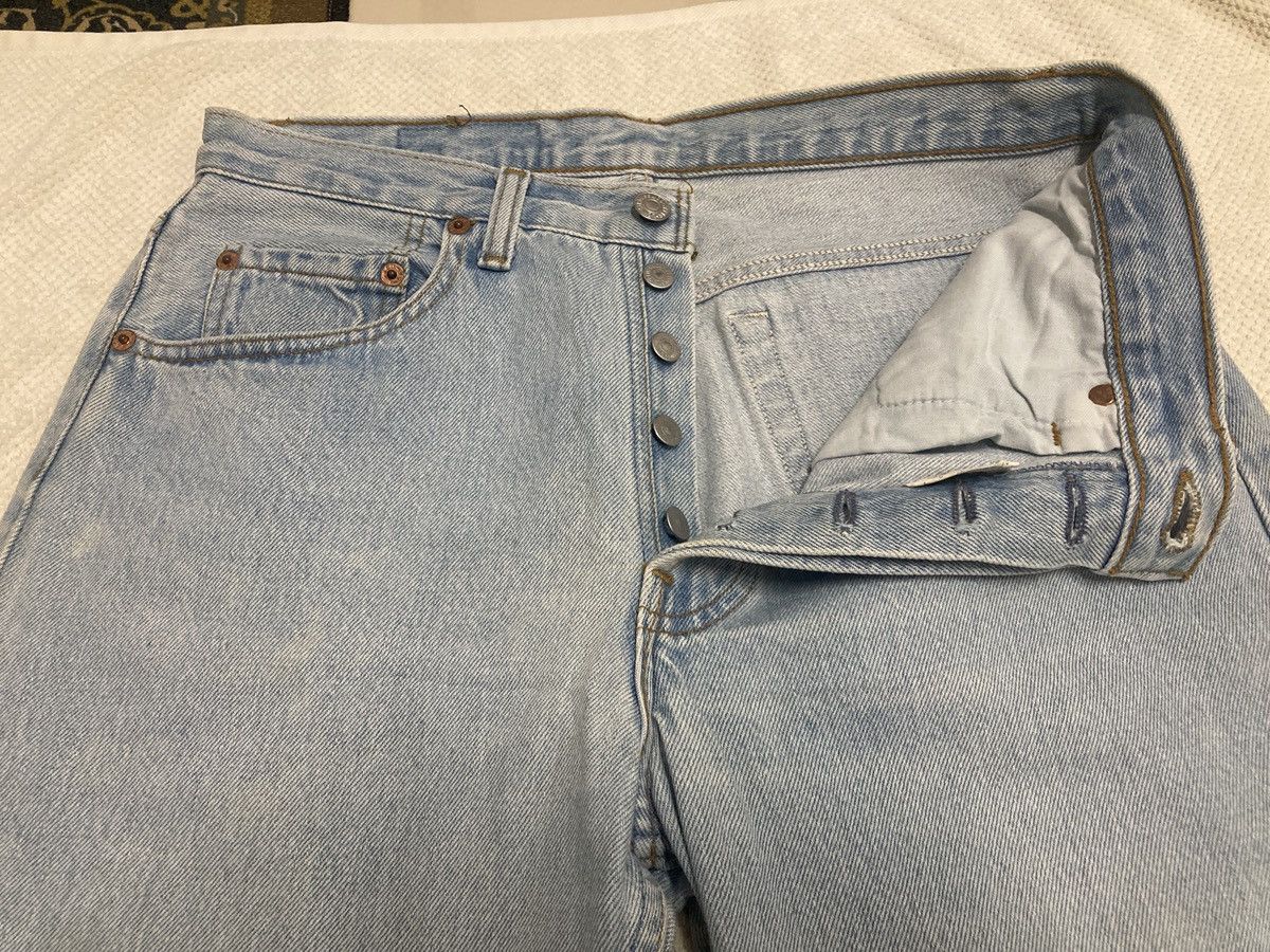 Levi's Vintage 90’s Levis 501 jeans Made in Canada for Men Size US 33 - 3 Thumbnail