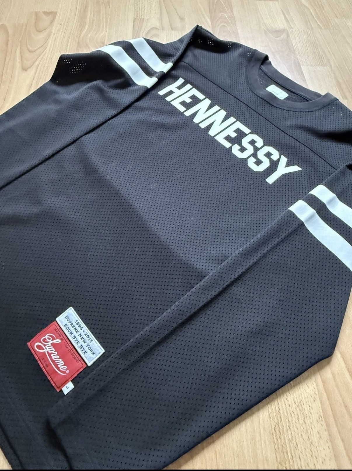 Supreme Supreme 2011 Hennessy Football Jersey Mesh Black L Prodigy Size US L / EU 52-54 / 3 - 3 Thumbnail