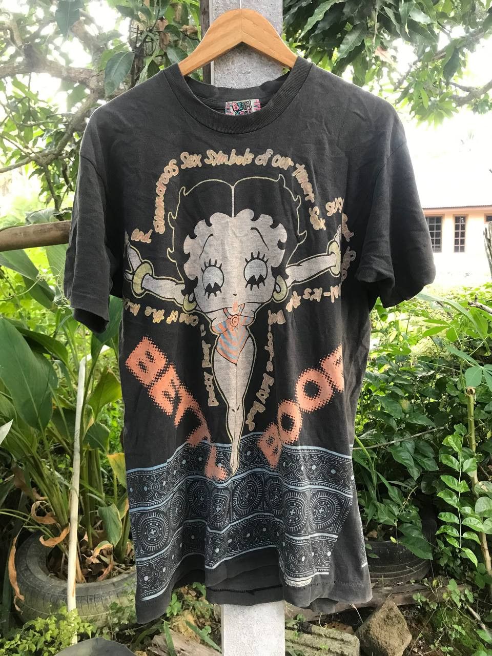 Cartoon Network × Vintage Vintage cartron Betty Boop Back Hit Item black faded Size US L / EU 52-54 / 3 - 1 Thumbnail