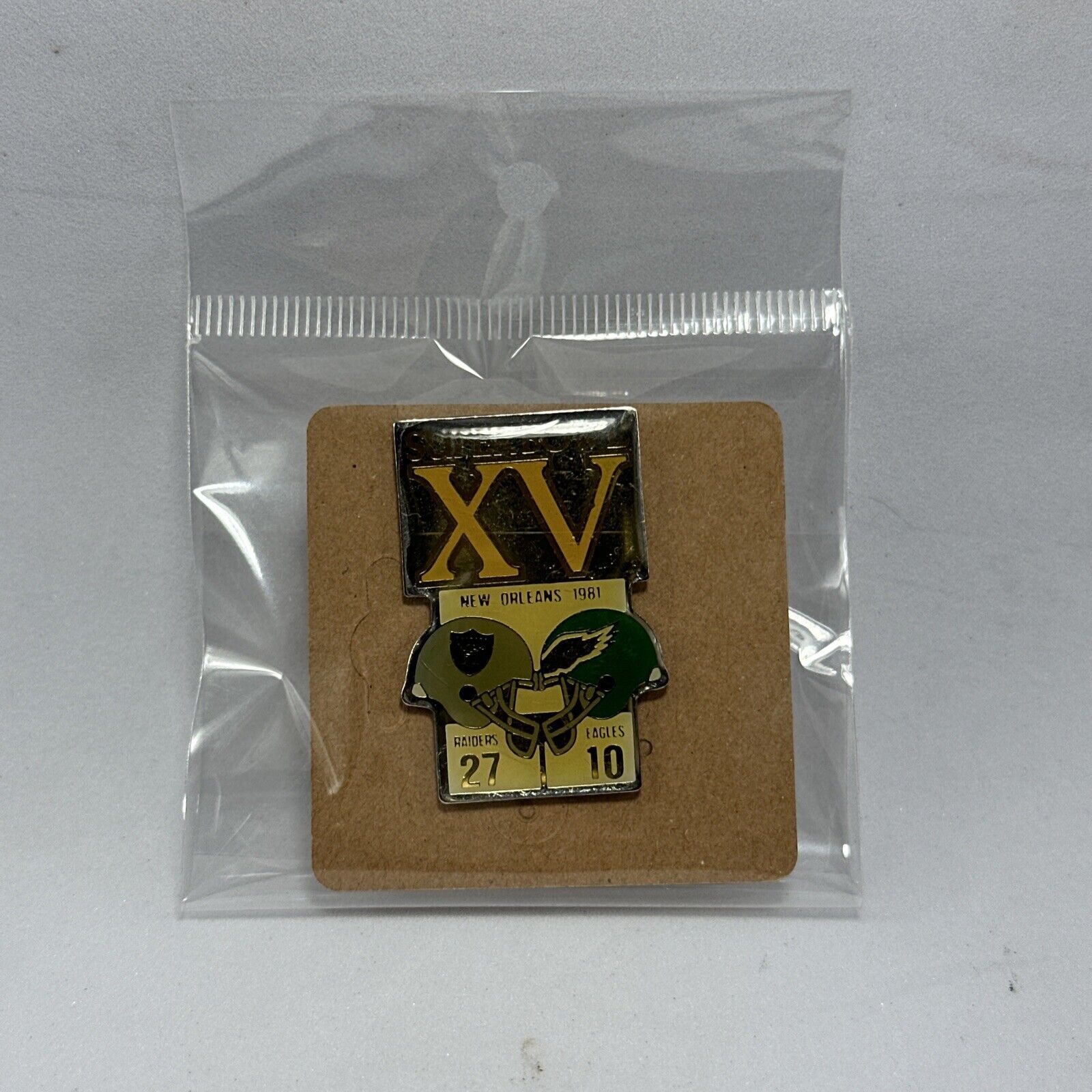 NFL 1981 NFL Super Bowl XV Hat Cap Pin Raiders VS Eagles Mancave Size ONE SIZE - 5 Thumbnail