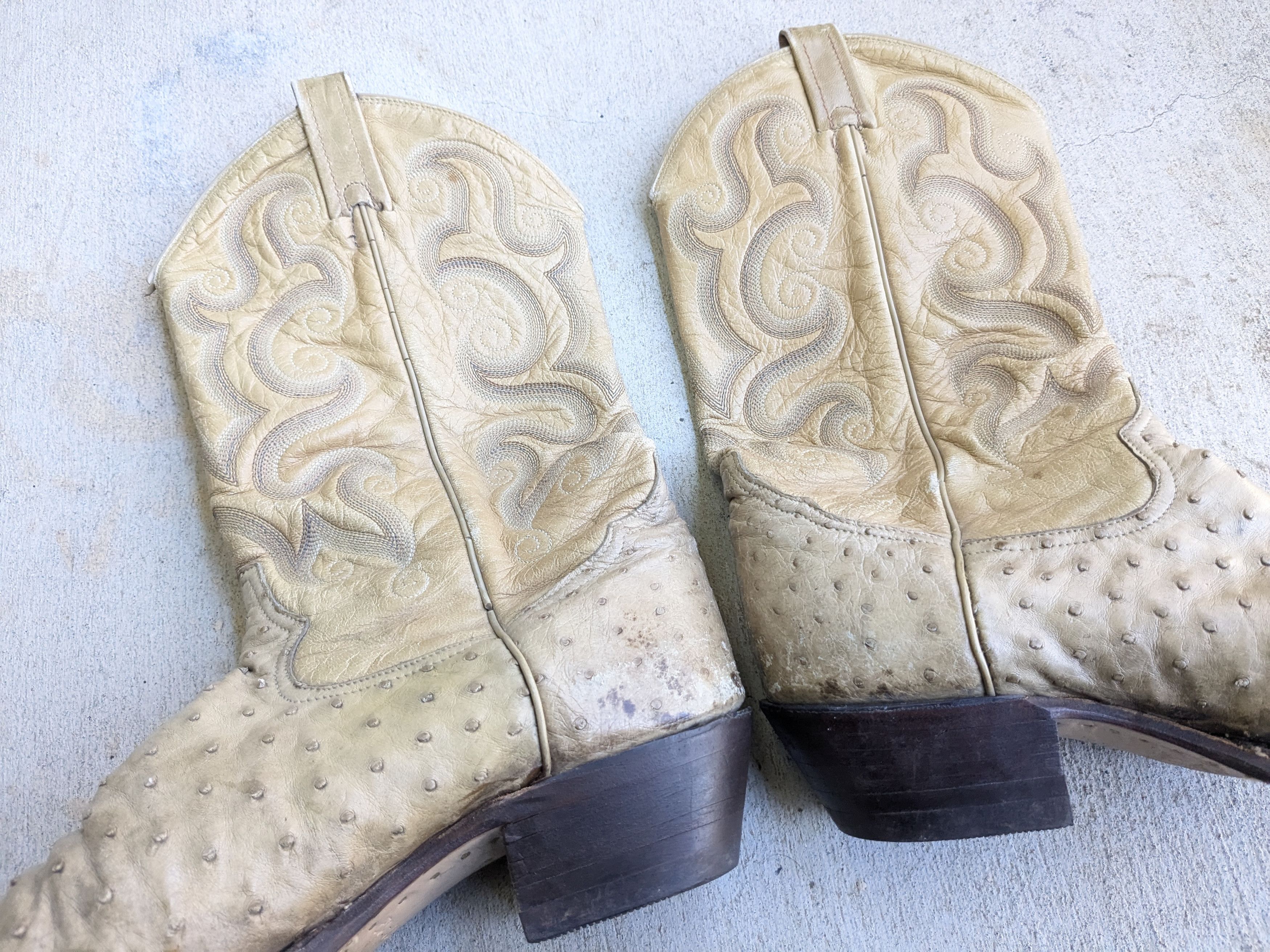 Tony Lama Tony Lama Cowboy Boots Ostrich 9 EE Beige Leather USA Size US 9 / EU 42 - 8 Thumbnail