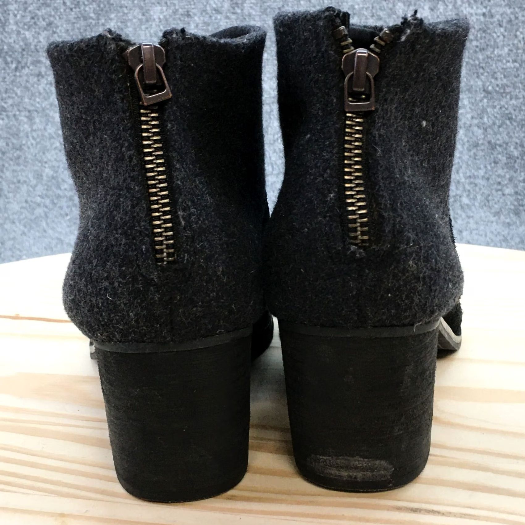 Toms Toms Boots Womens 9 Leila Ankle Booties Black Suede Block Heeled Zip Boots Size US 9 / IT 39 - 7 Thumbnail