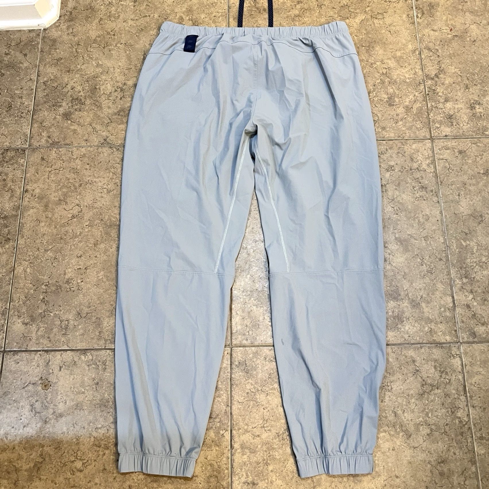 Fabletics Fabletics The One Jogger Pants Mens XL Athletic Color Gray NylON Elastane Tapered Drawstring Jogger Activewear Sports Athleisure Wearable L Size US 36 / EU 52 - 6 Thumbnail