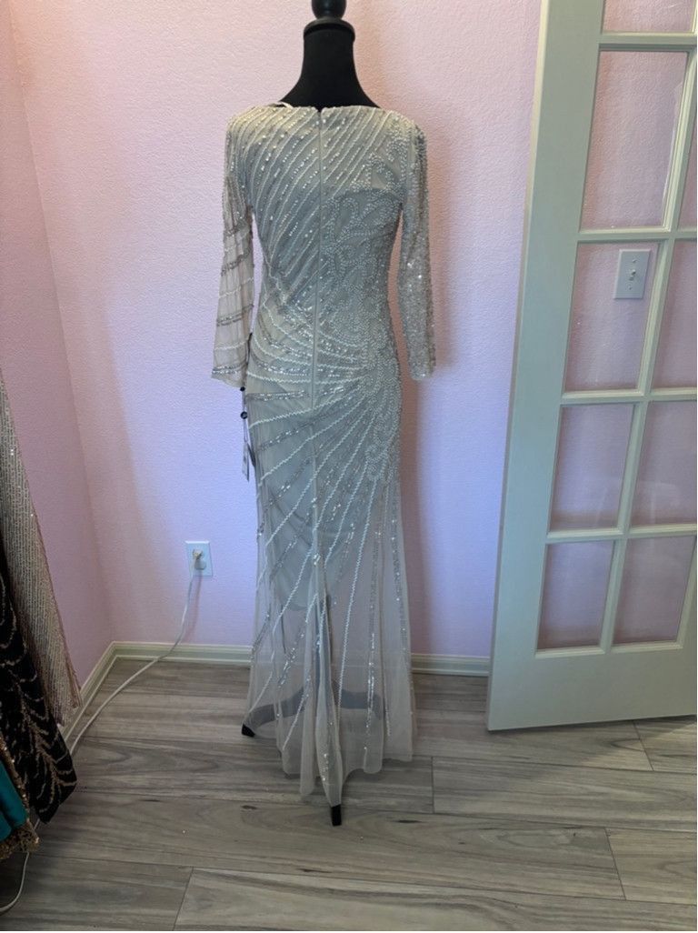 Adrianna Papell Women's Adrianna Papell Beige Beaded Long Gown Size 2 Size XS / US 0-2 / IT 36-38 - 5 Thumbnail