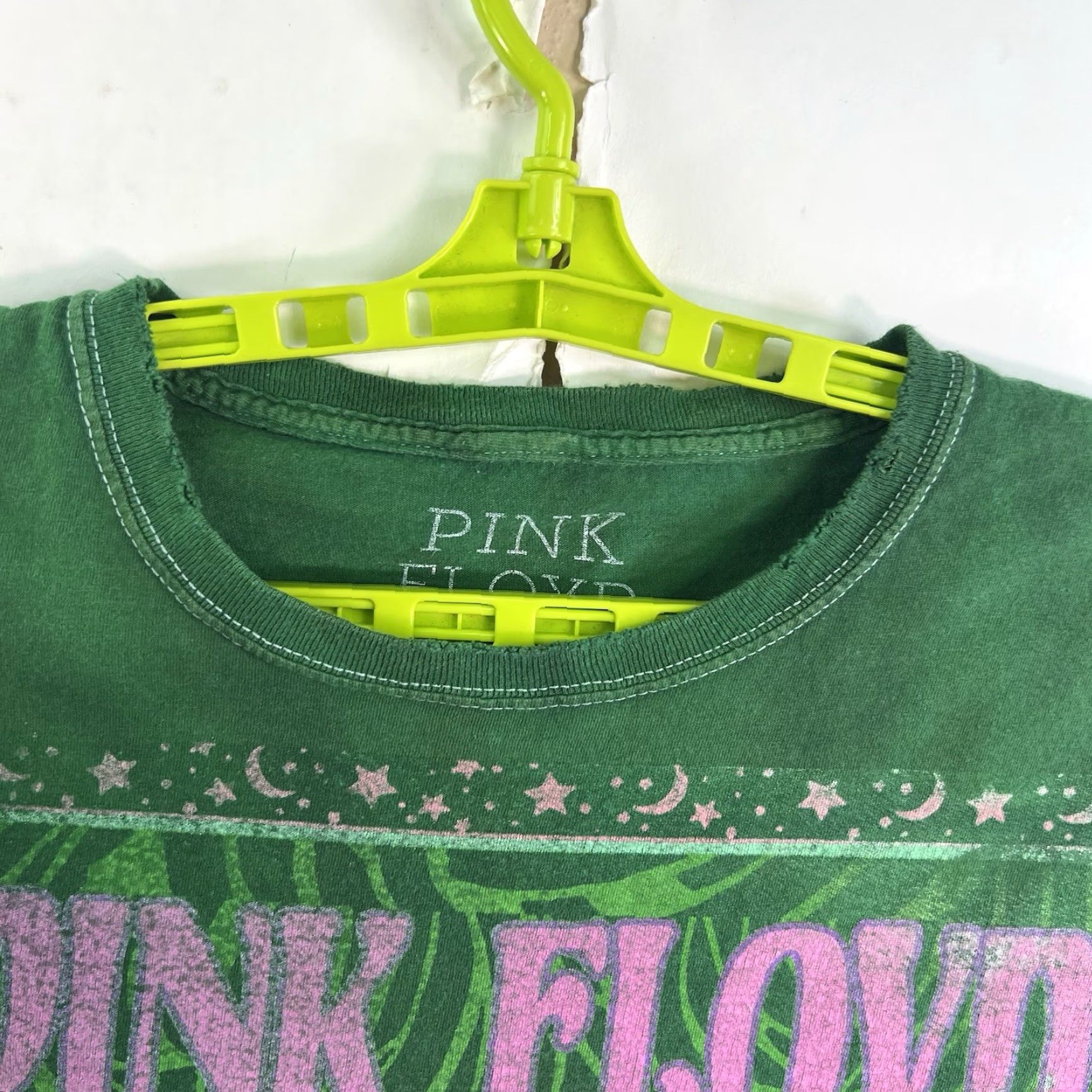 Vintage VINTAGE Pink Floyd Band T-Shirt Men Size M Green Tie-Dye Short Sleeve Music Art 2023 Size US M / EU 48-50 / 2 - 3 Thumbnail