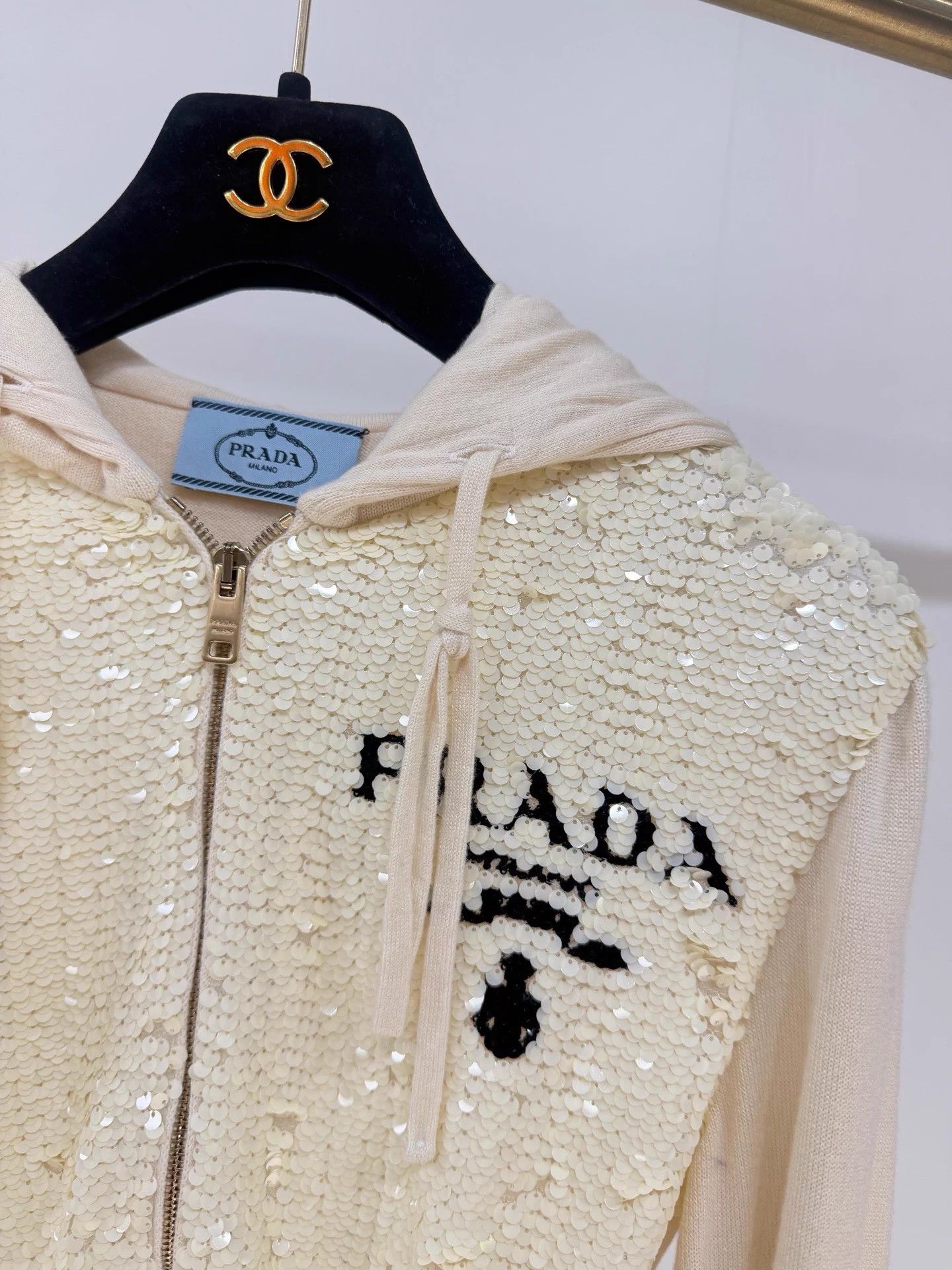 Prada Prada Heavy Cashmere Sequin Logo Cardigan 99% New 36 Size XS / US 0-2 / IT 36-38 - 3 Thumbnail