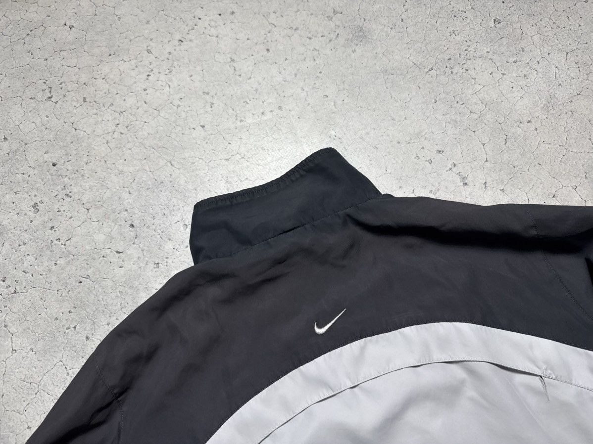 Nike Nike Vintage Nylon Full Zip Windbreaker Jacket Drill Swoosh Size US XL / EU 56 / 4 - 11 Thumbnail