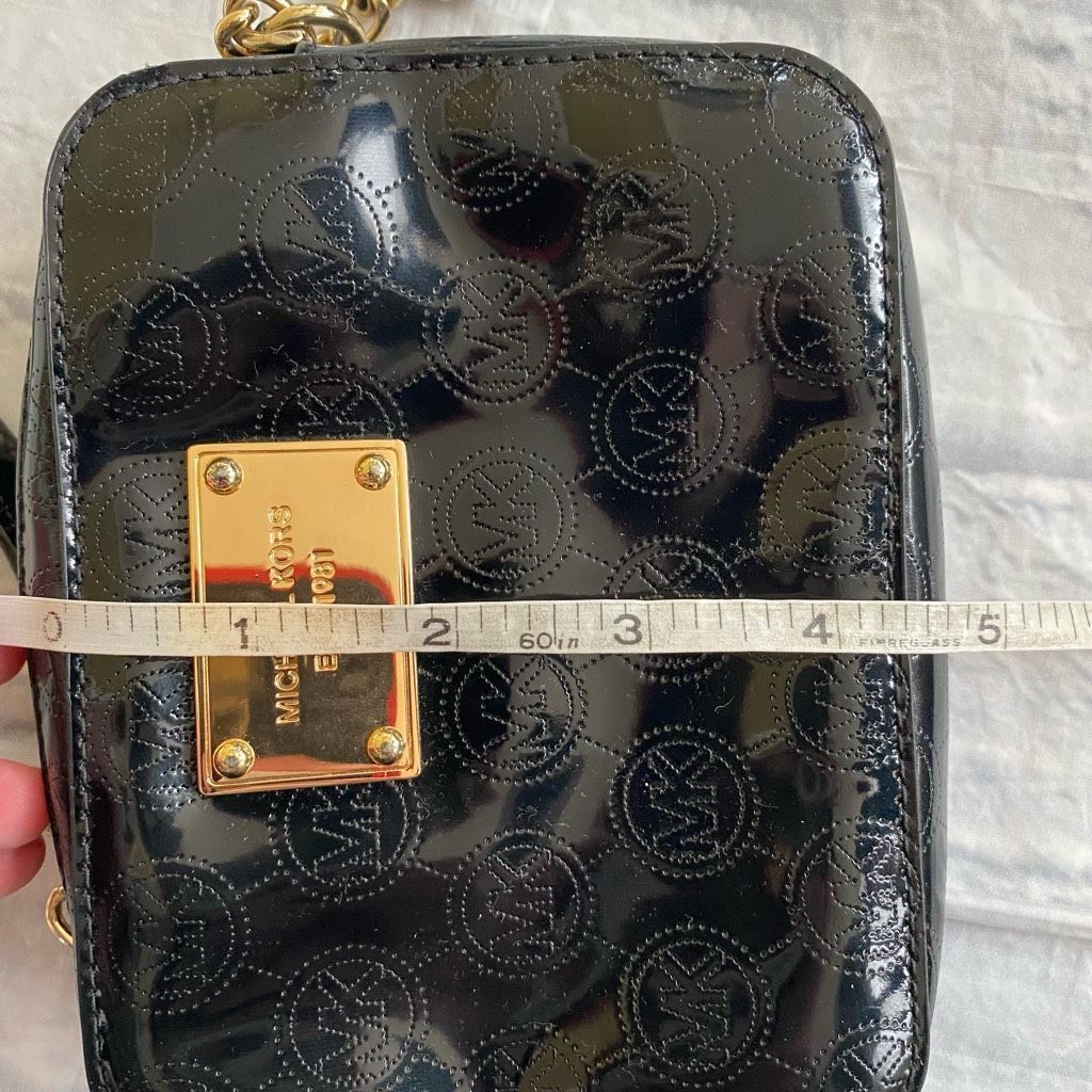 Michael Kors Michael Kors mini crossbody bag w/zipper closure black & gol Size ONE SIZE - 11 Thumbnail