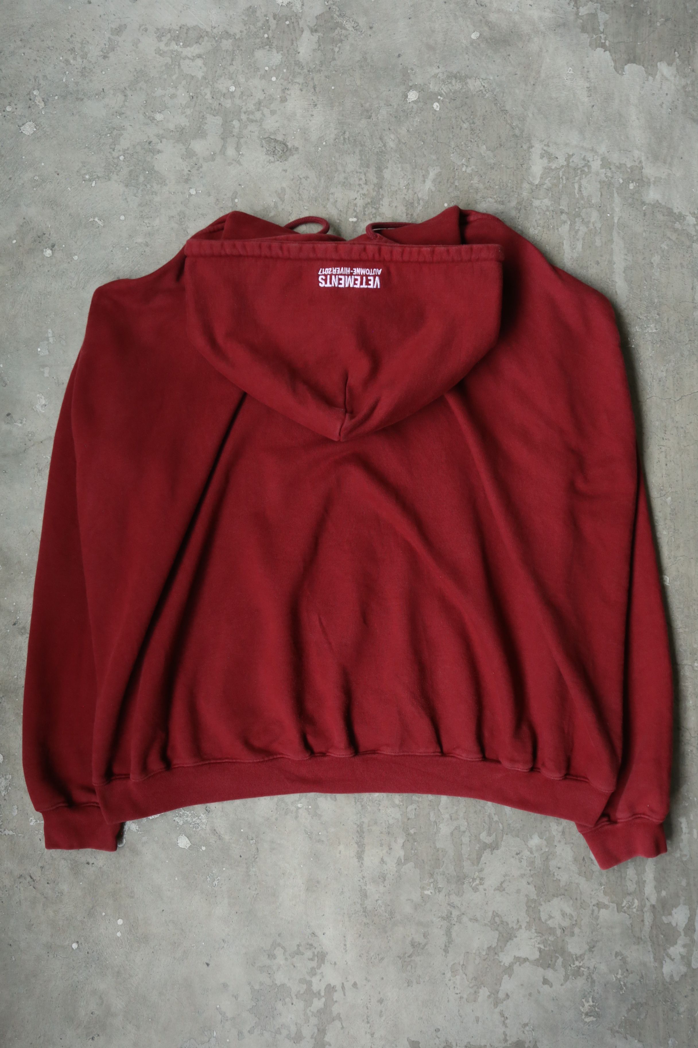 Vetements V - F/W 17 - "May the Bridges I Burn Light the Way" Hoodie Size US M / EU 48-50 / 2 - 2 Thumbnail