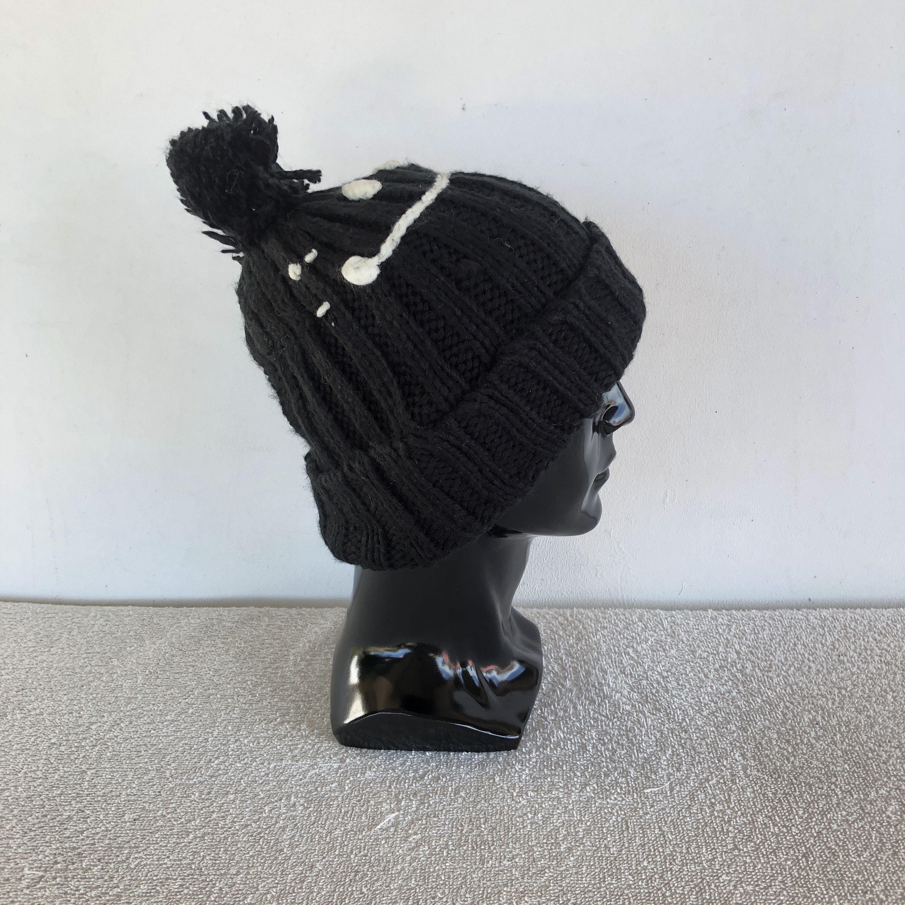 Japanese Brand Vintage Y2K Smiley Fade Beanie Pom Pom Snow Caps Hats Size ONE SIZE - 4 Thumbnail
