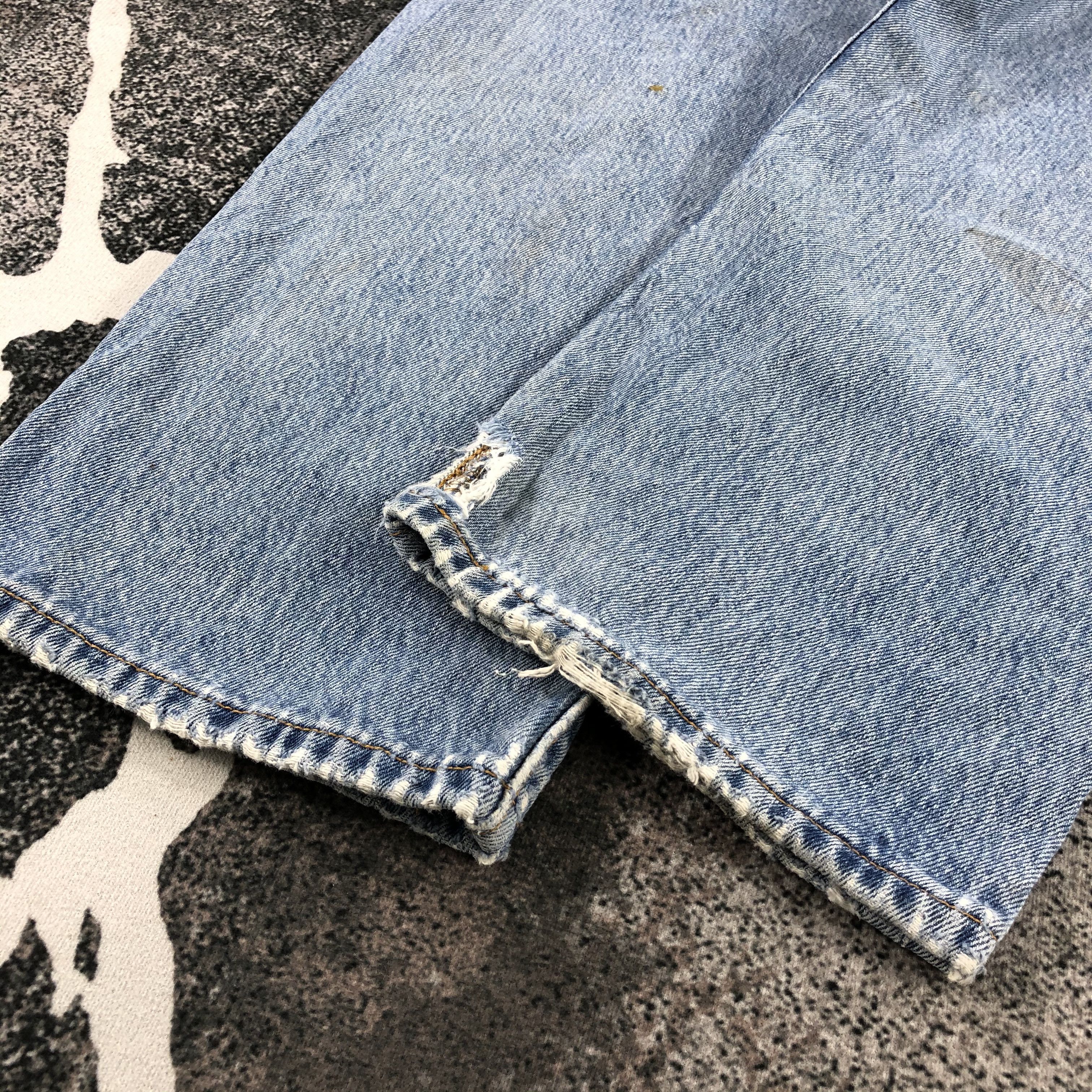 Levi's Vintage Levis 501 Jeans Distressed Denim KJ1067 Size US 34 / EU 50 - 6 Thumbnail