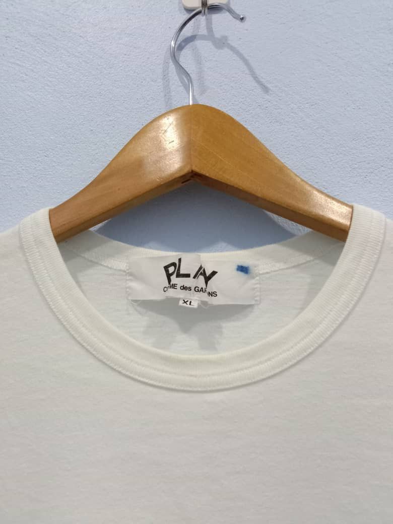 Comme des Garcons COMME DES GARCONS PLAY LONG SLEEVE SIDE LOGO TEE XL SIZE Size US L / EU 52-54 / 3 - 5 Thumbnail